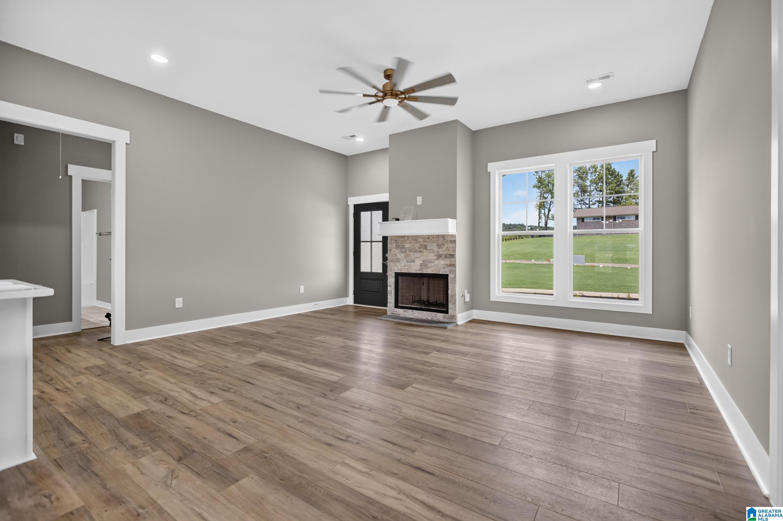 4th image of 102 Merrimac Dr, Piedmont, AL 36272 | MLS# 21460714