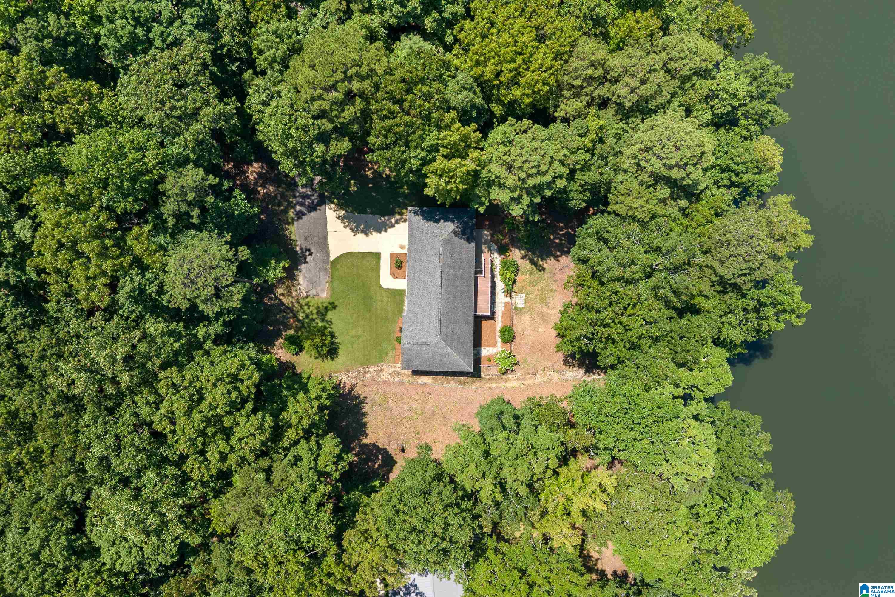 2nd image of 38 Crestview Lane, Dadeville, AL 36853 | MLS# 21460719