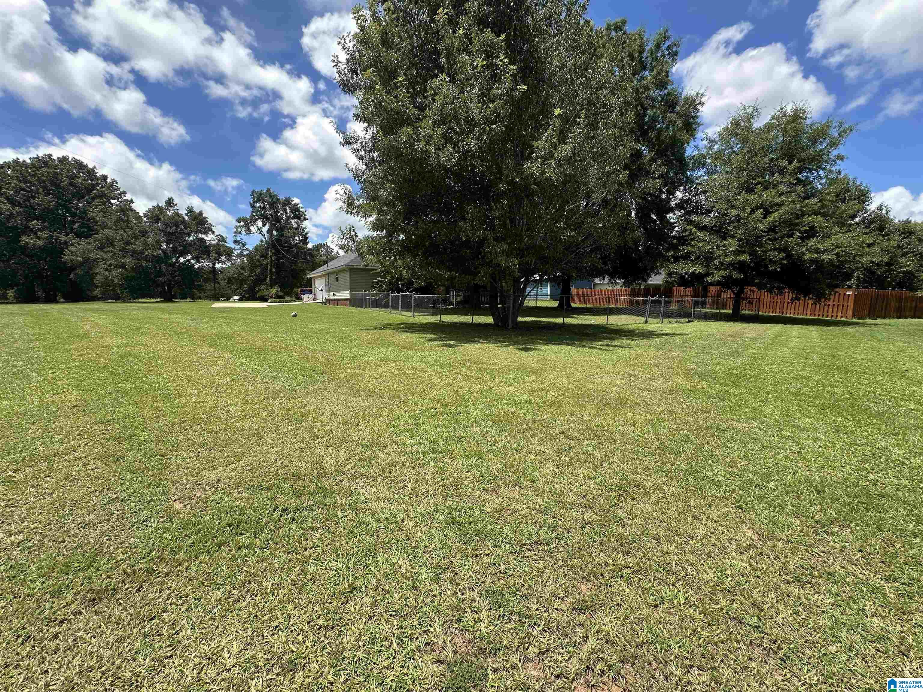 Photo 3 of Single family home for sale at 173 Meadow Wood Ln, Centreville, AL 35042 | MLS# 21460744 | Listing updated on 2026-07-31