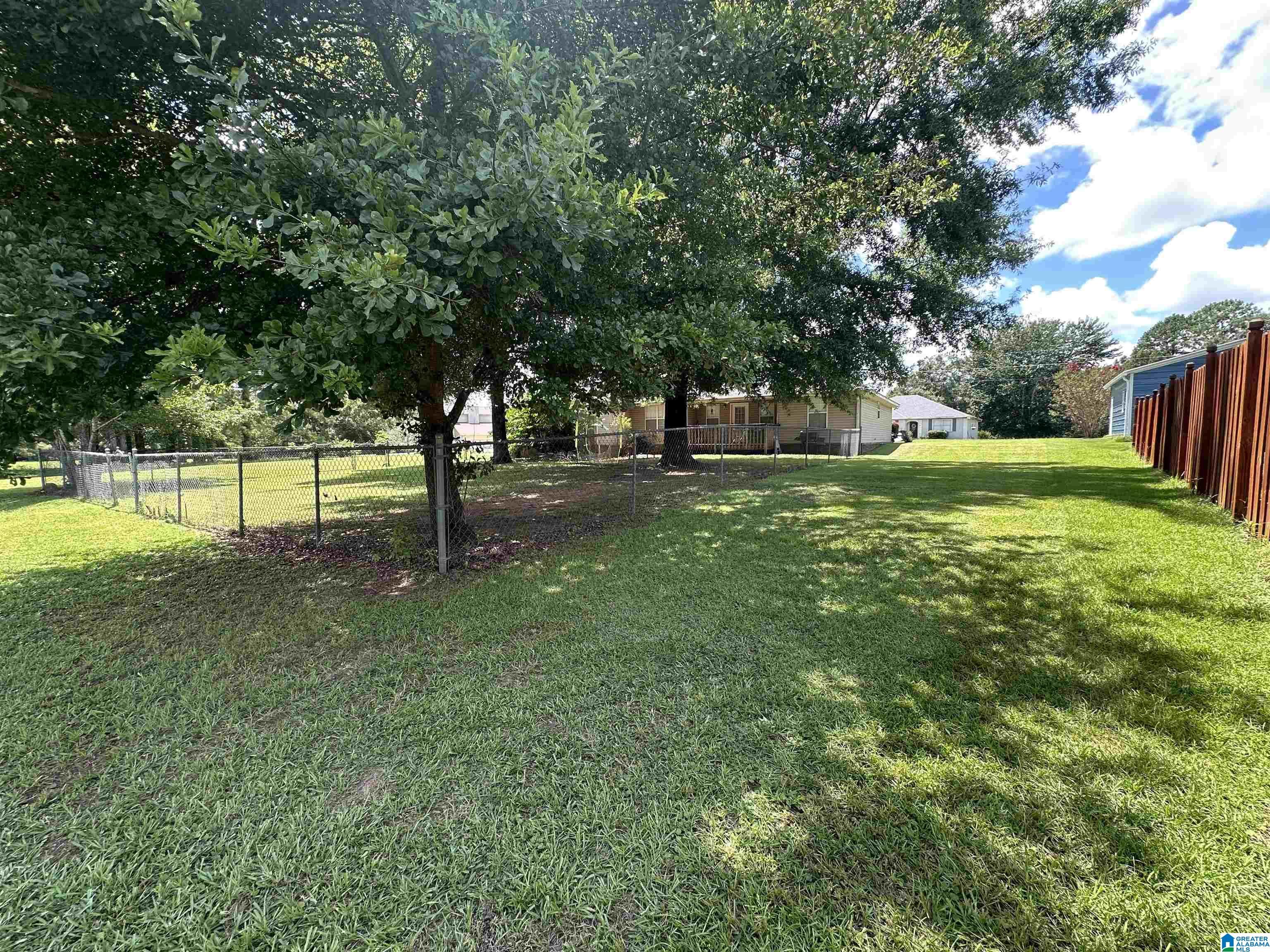 Photo 3 of Single family home for sale at 173 Meadow Wood Ln, Centreville, AL 35042 | MLS# 21460744 | Listing updated on 2026-07-31