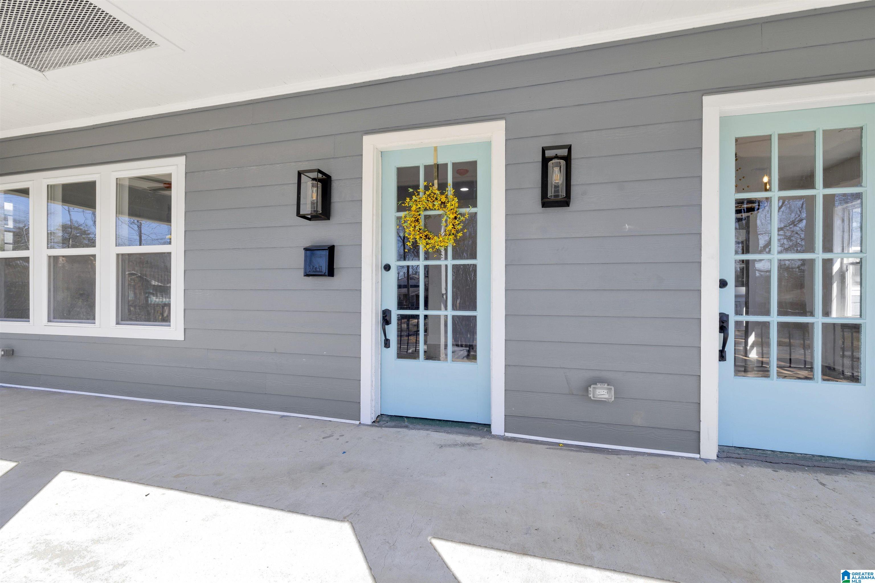 2nd image of 1020 Graymont Avenue W, Birmingham, AL 35204 | MLS# 21460785