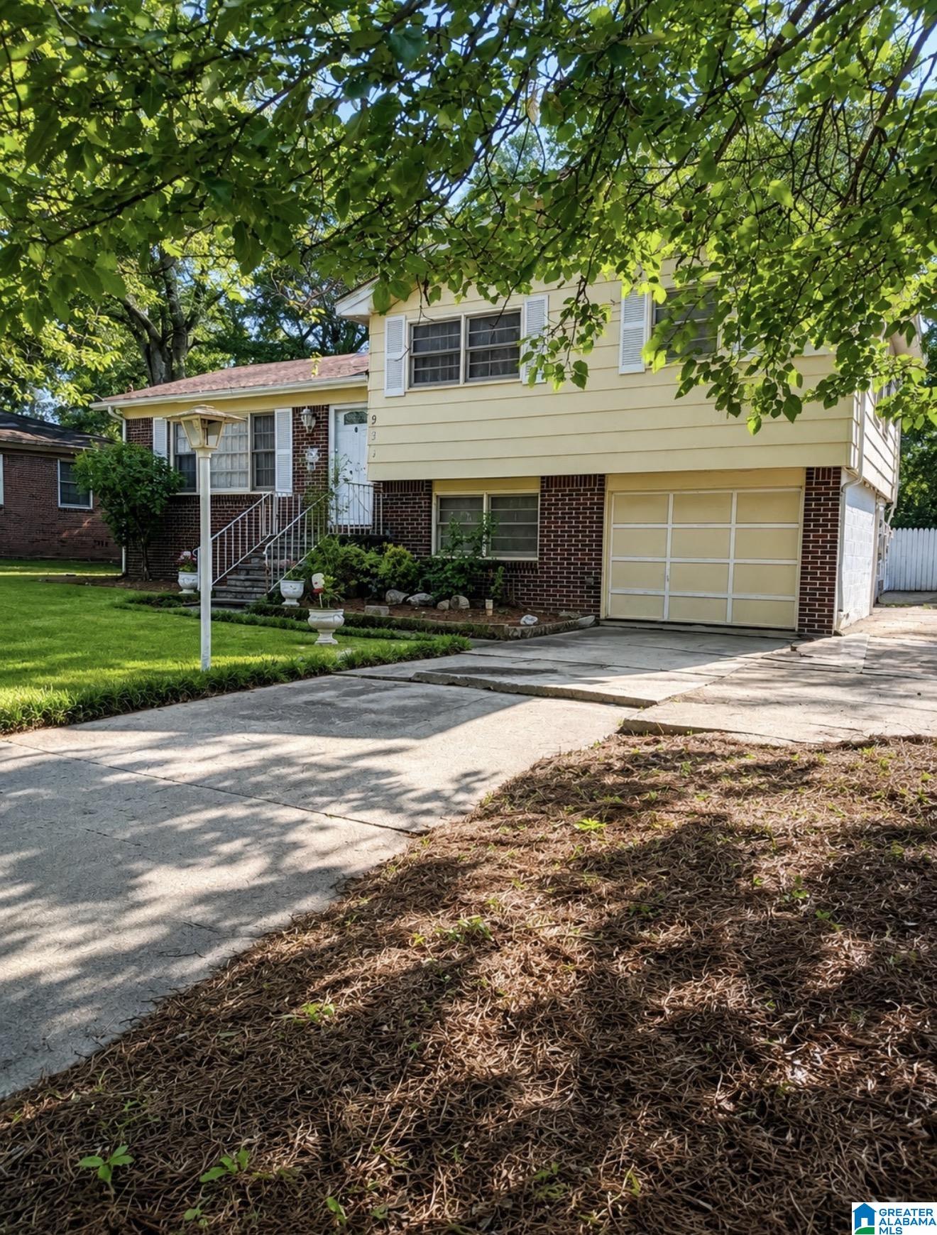 1st image of 937 Daniel Circle, Birmingham, AL 35228 | MLS# 21460797