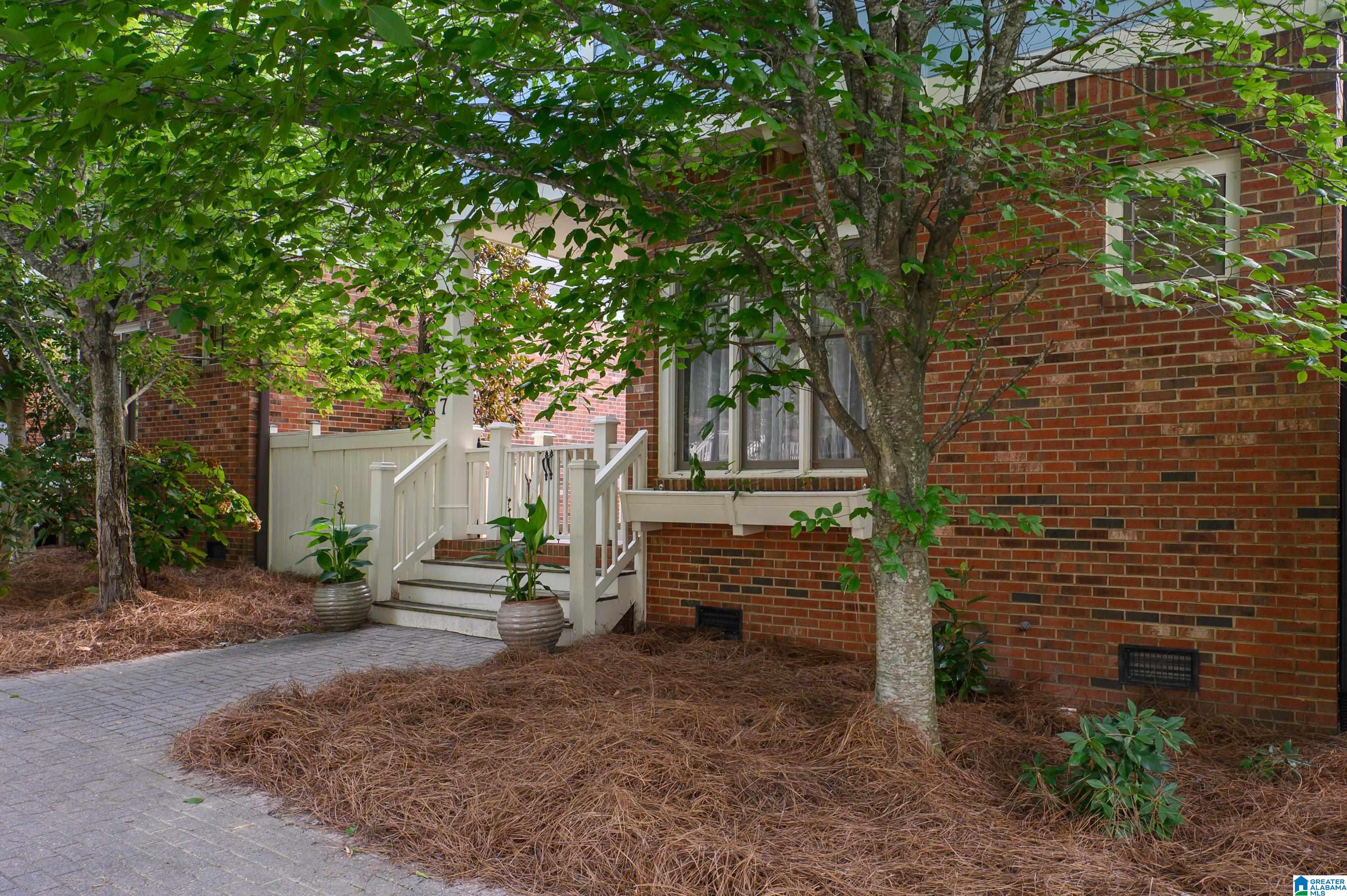 3rd image of 207 Hawthorn Street, Birmingham, AL 35242 | MLS# 21460800