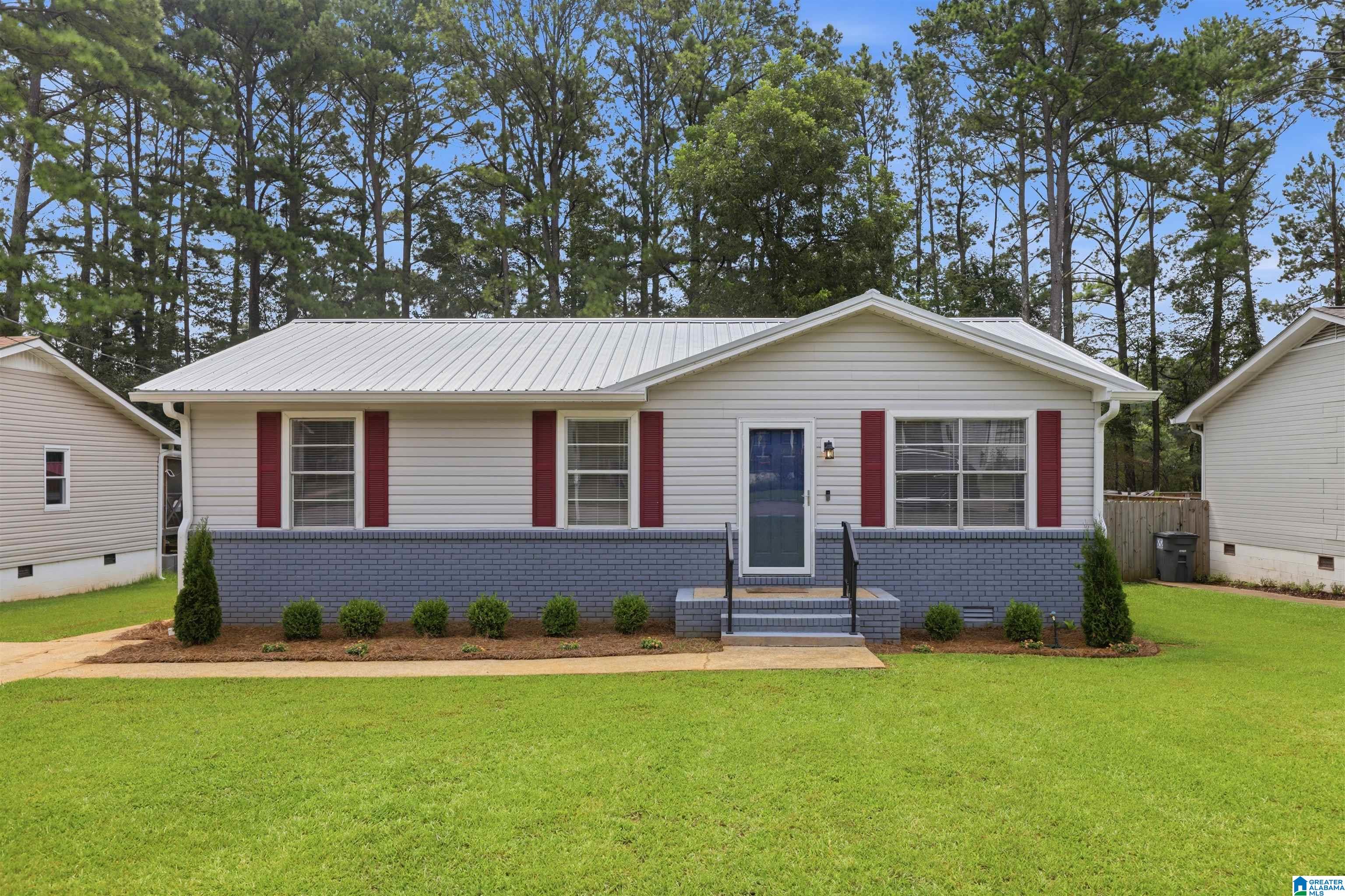 2nd image of 1313 25th Avenue N, Bessemer, AL 35023 | MLS# 21460808