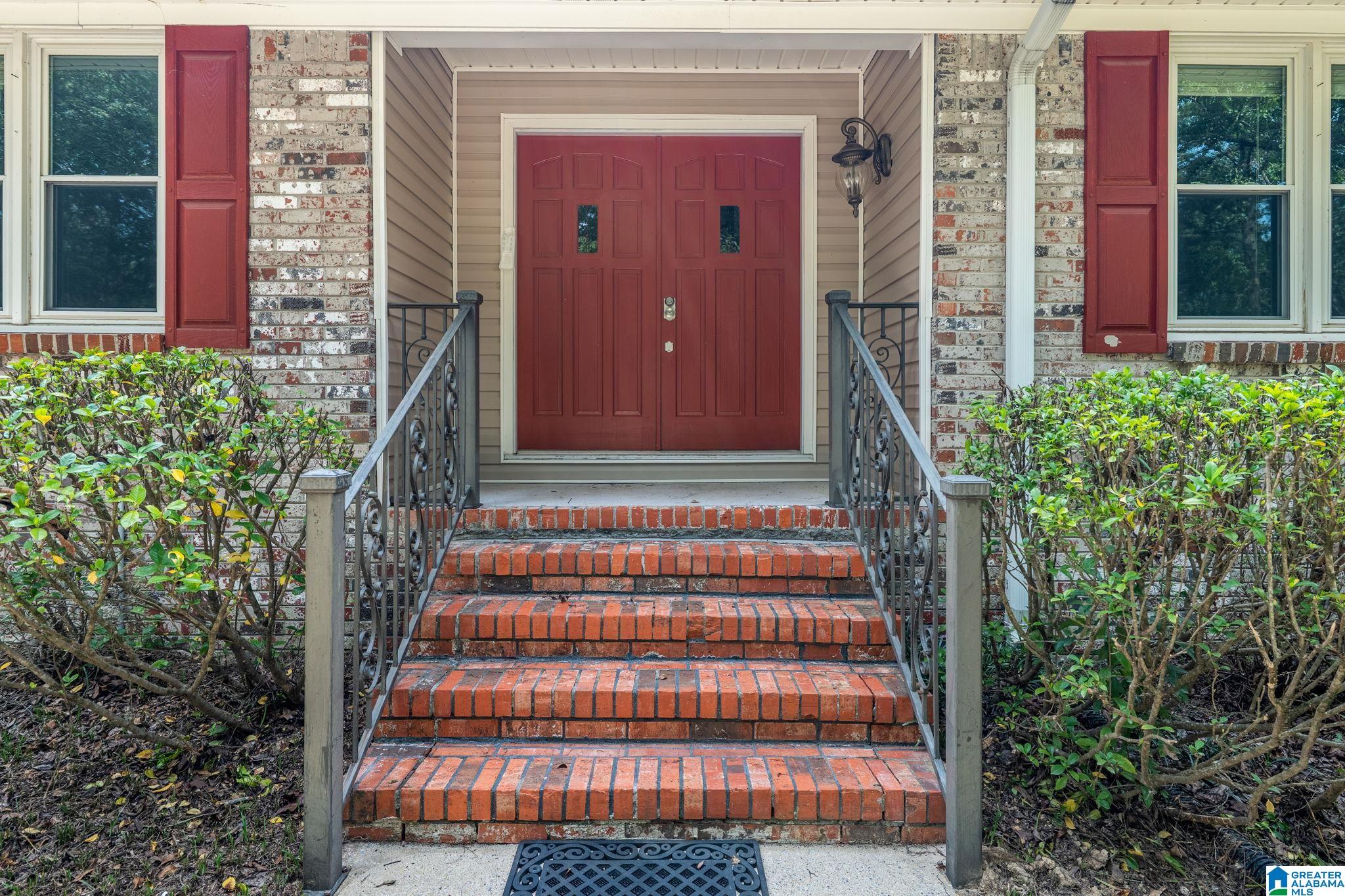 2nd image of 137 Old Spanish Trail, Alabaster, AL 35007 | MLS# 21460822