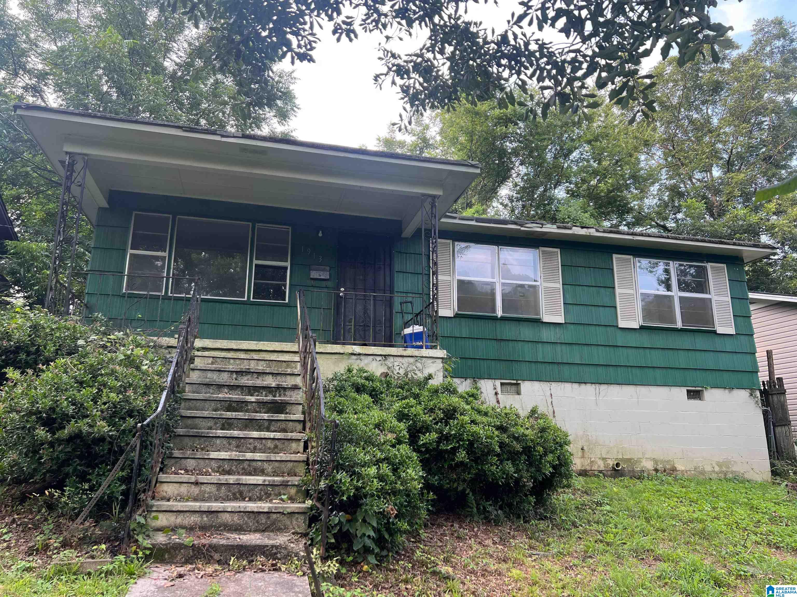 Photo 1 of Single family home for sale at 1913 Day Ave, Birmingham, AL 35217 | MLS# 21460836 | Listing updated on 2026-08-24
