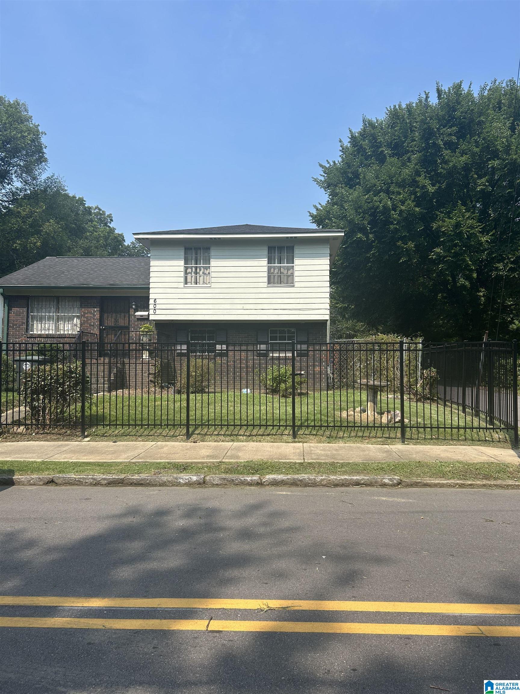 Photo 1 of Sale Pending at 600 Ave U, Birmingham, AL 35214 | MLS# 21460841 | Listing updated on 2026-09-18