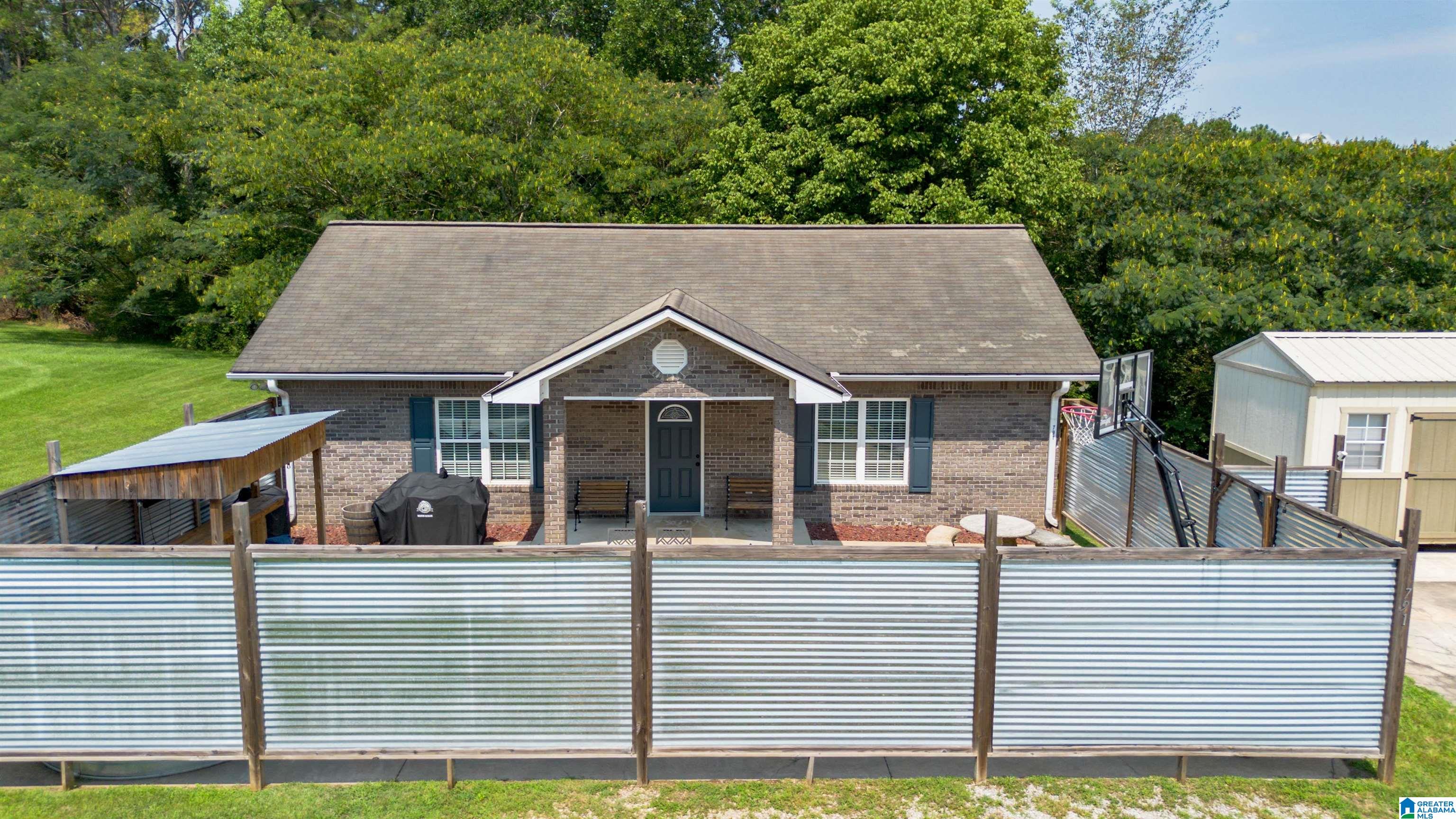 791 Main Street N