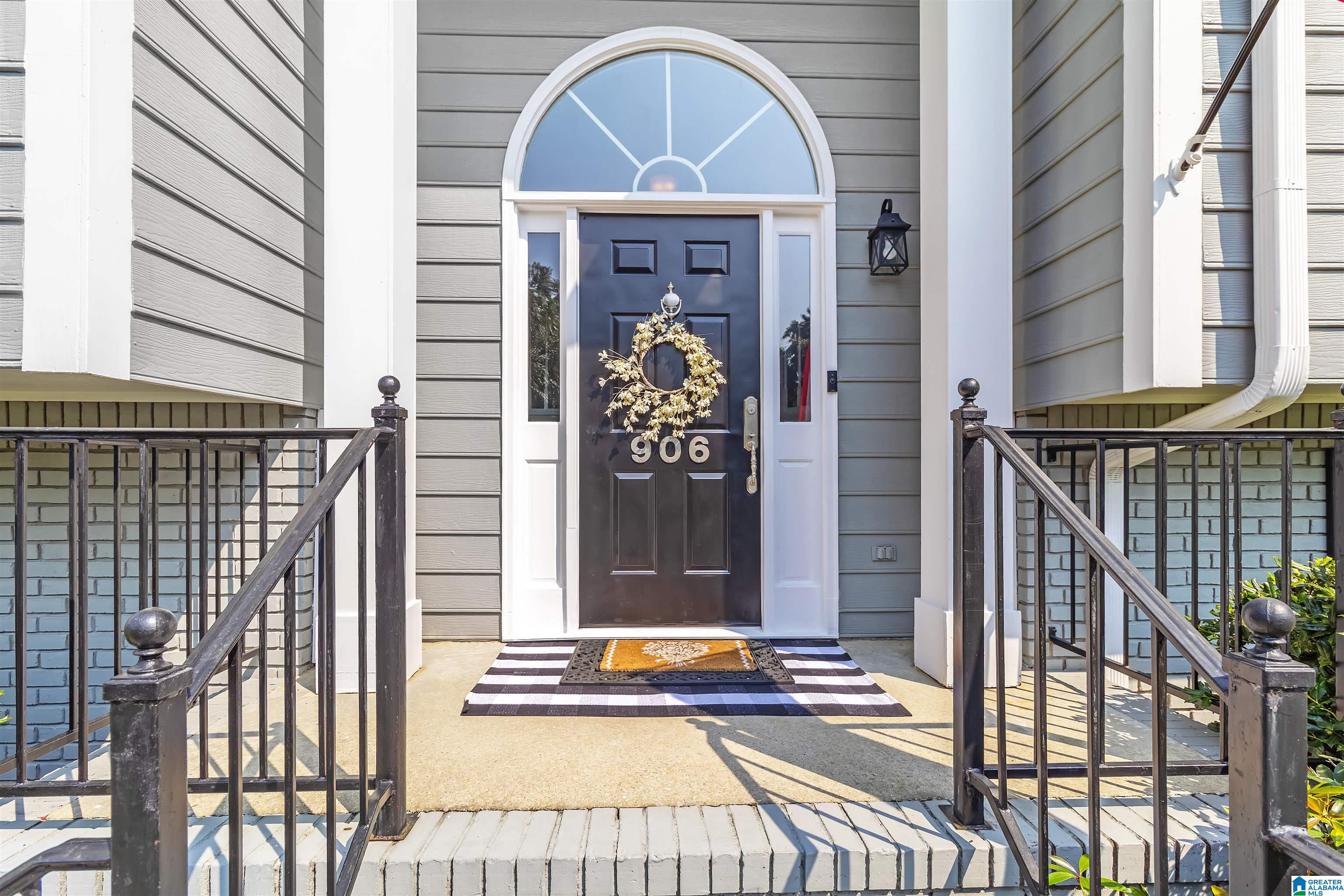 1st image of 906 Stonewood Road, Helena, AL 35080 | MLS# 21460852