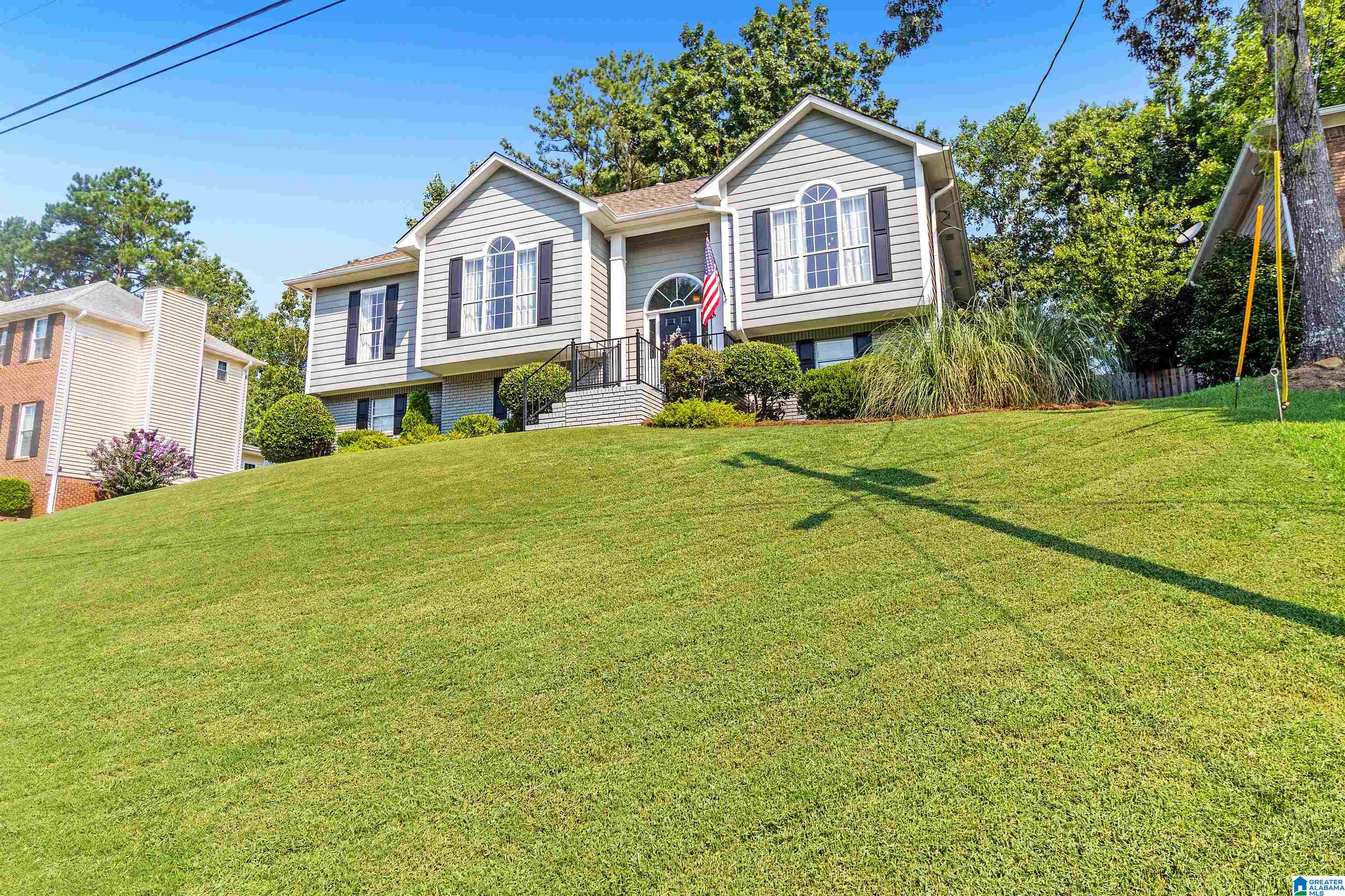 2nd image of 906 Stonewood Road, Helena, AL 35080 | MLS# 21460852