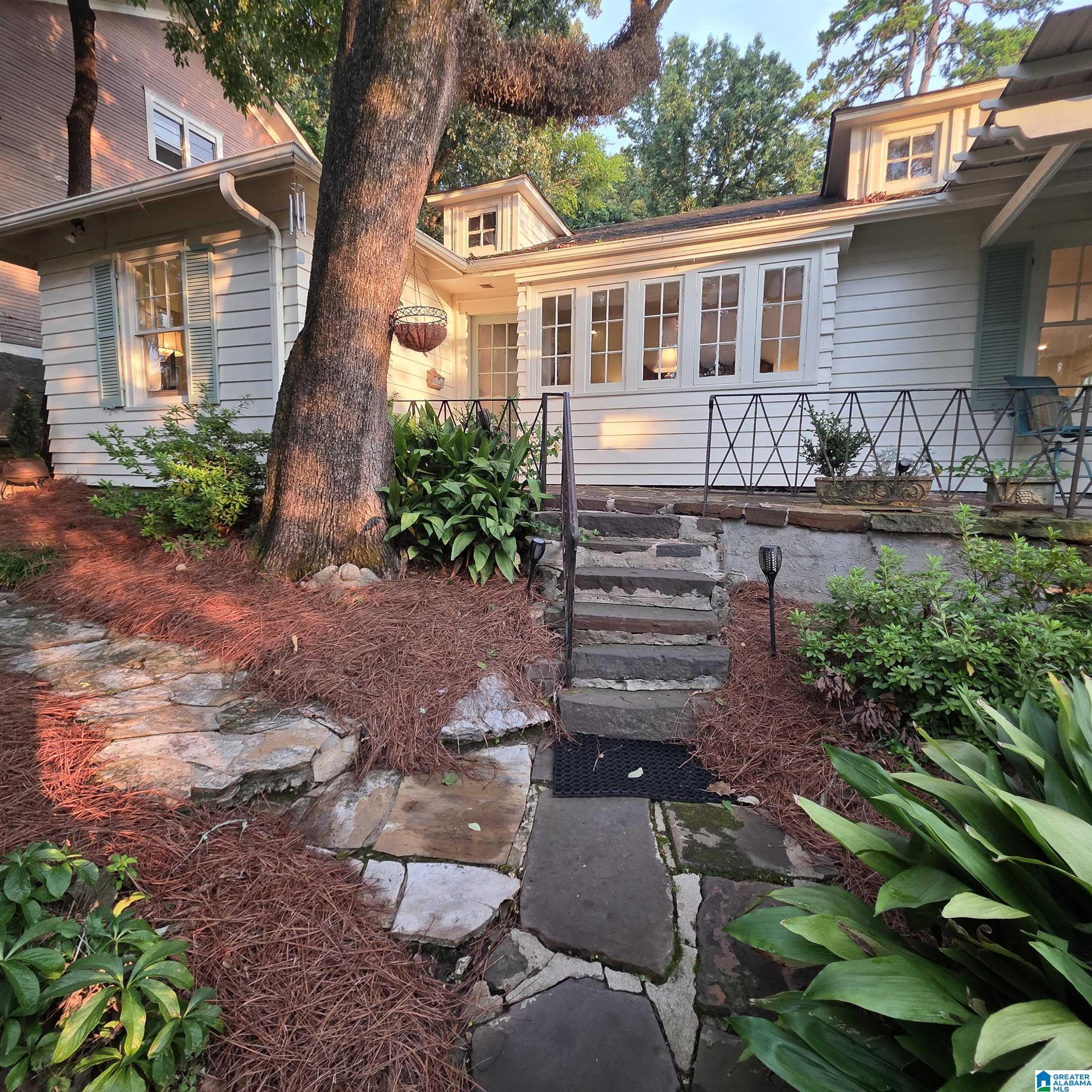 4319 CLIFF ROAD