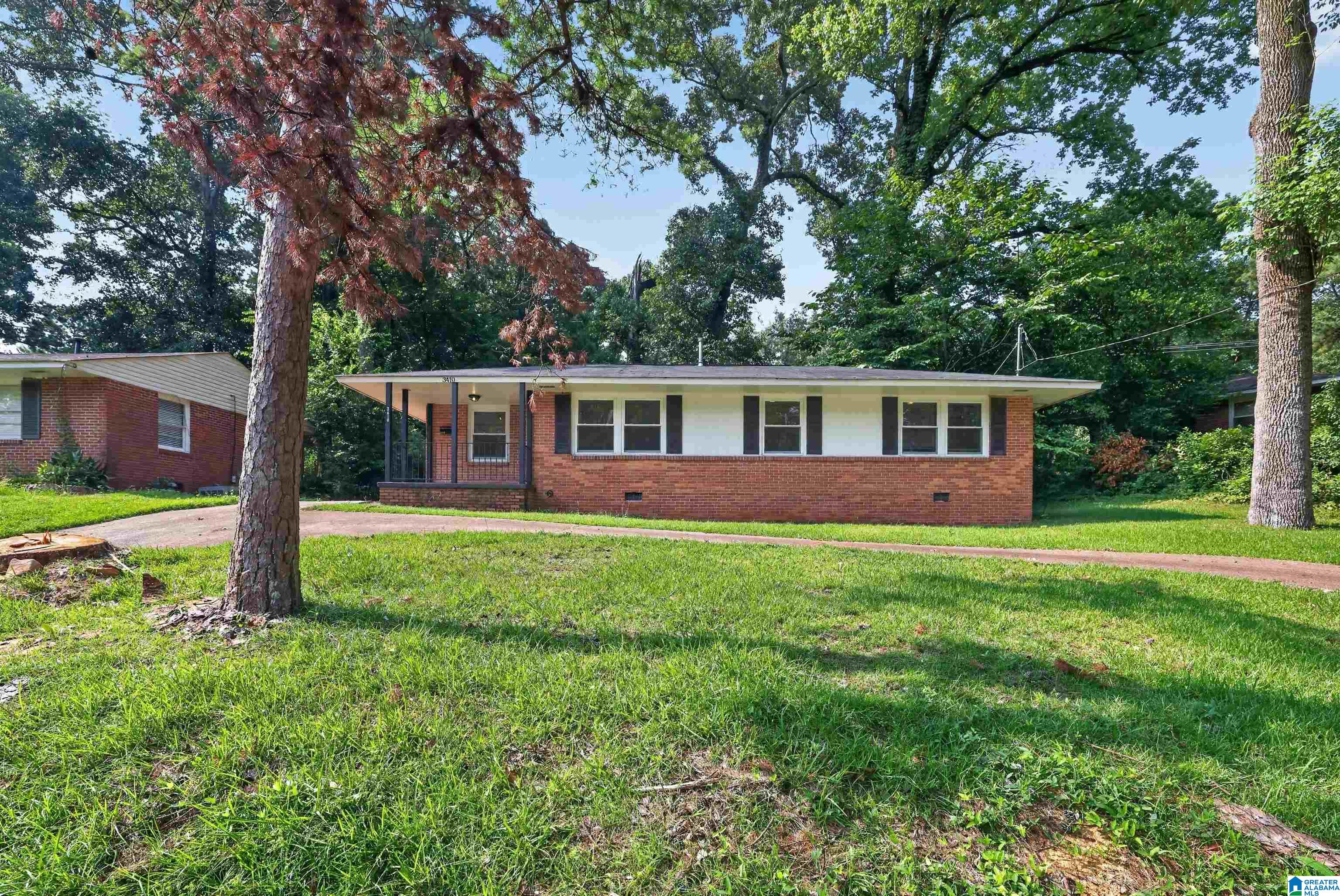 Photo 3 of Single family home for sale at 3410 Willow Ln Dr, Montgomery, AL 36109 | MLS# 21460895 | Listing updated on 2026-09-10