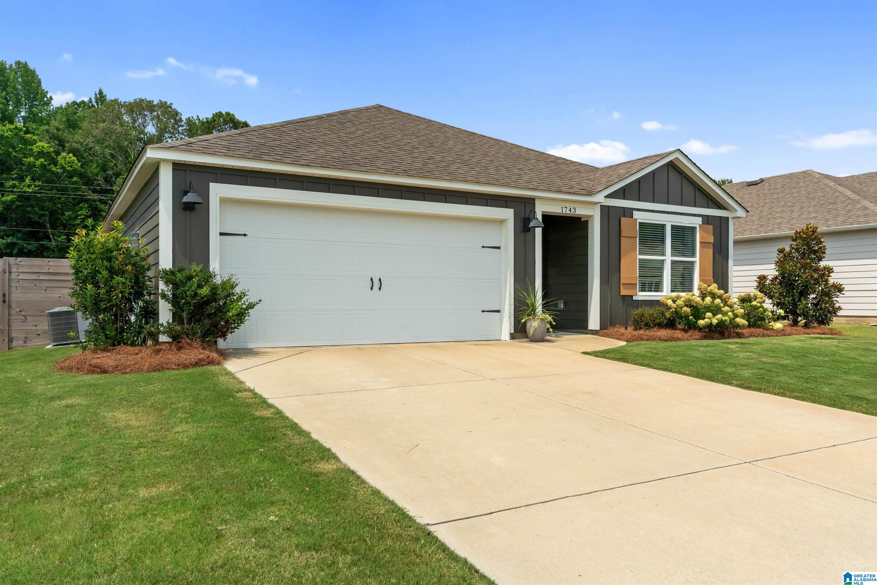 2nd image of 1743 Dixon Circle, Mount Olive, AL 35117 | MLS# 21460910