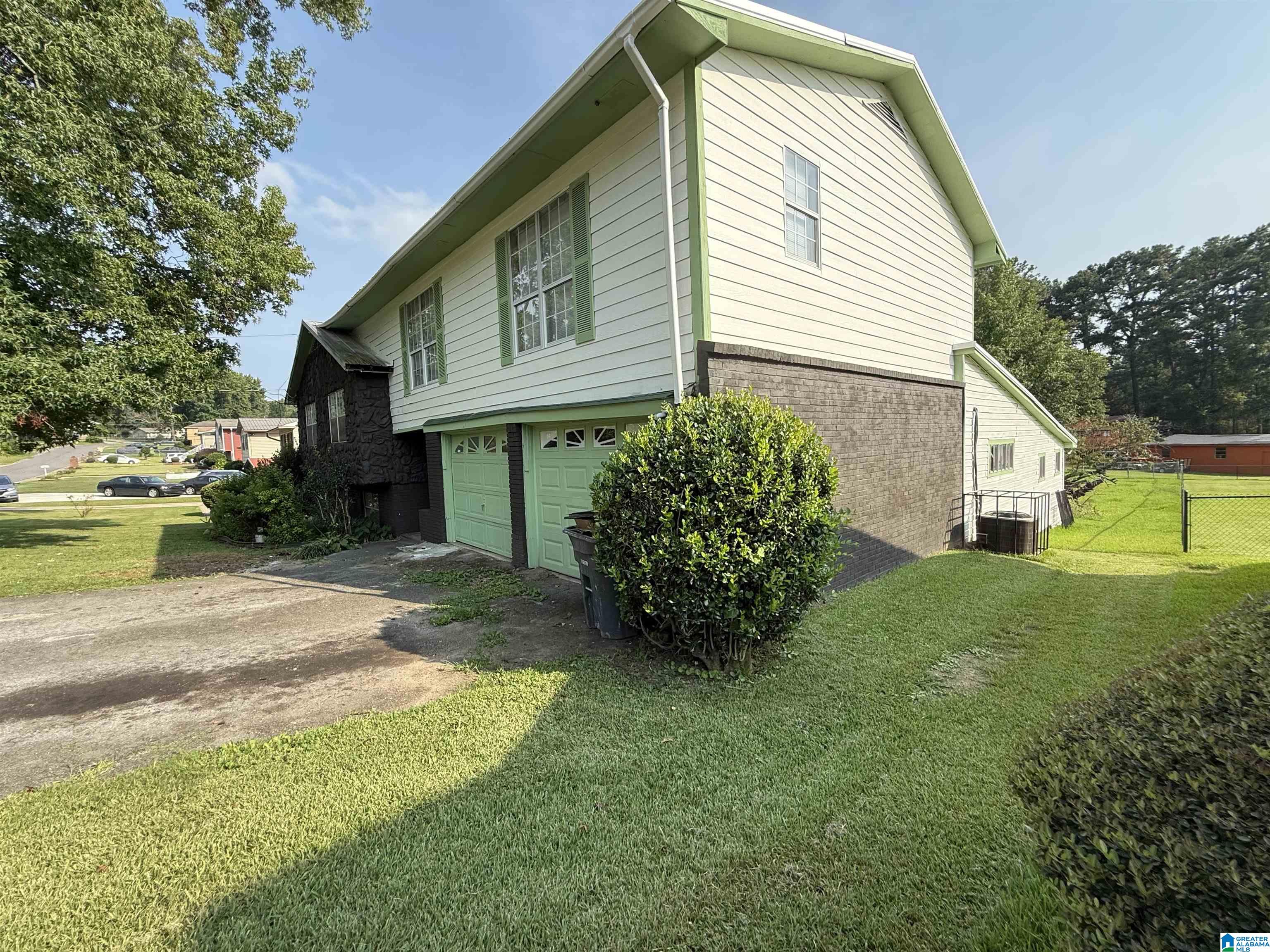 2nd image of 540 Harlem Avenue, Bessemer, AL 35023 | MLS# 21460915