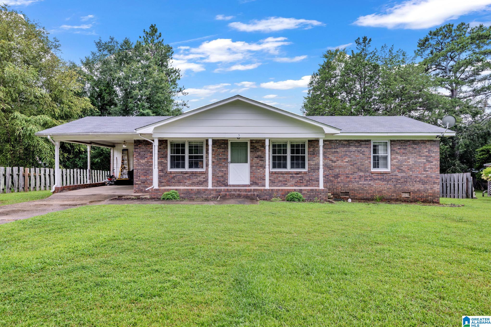 5 CRESTWOOD DRIVE