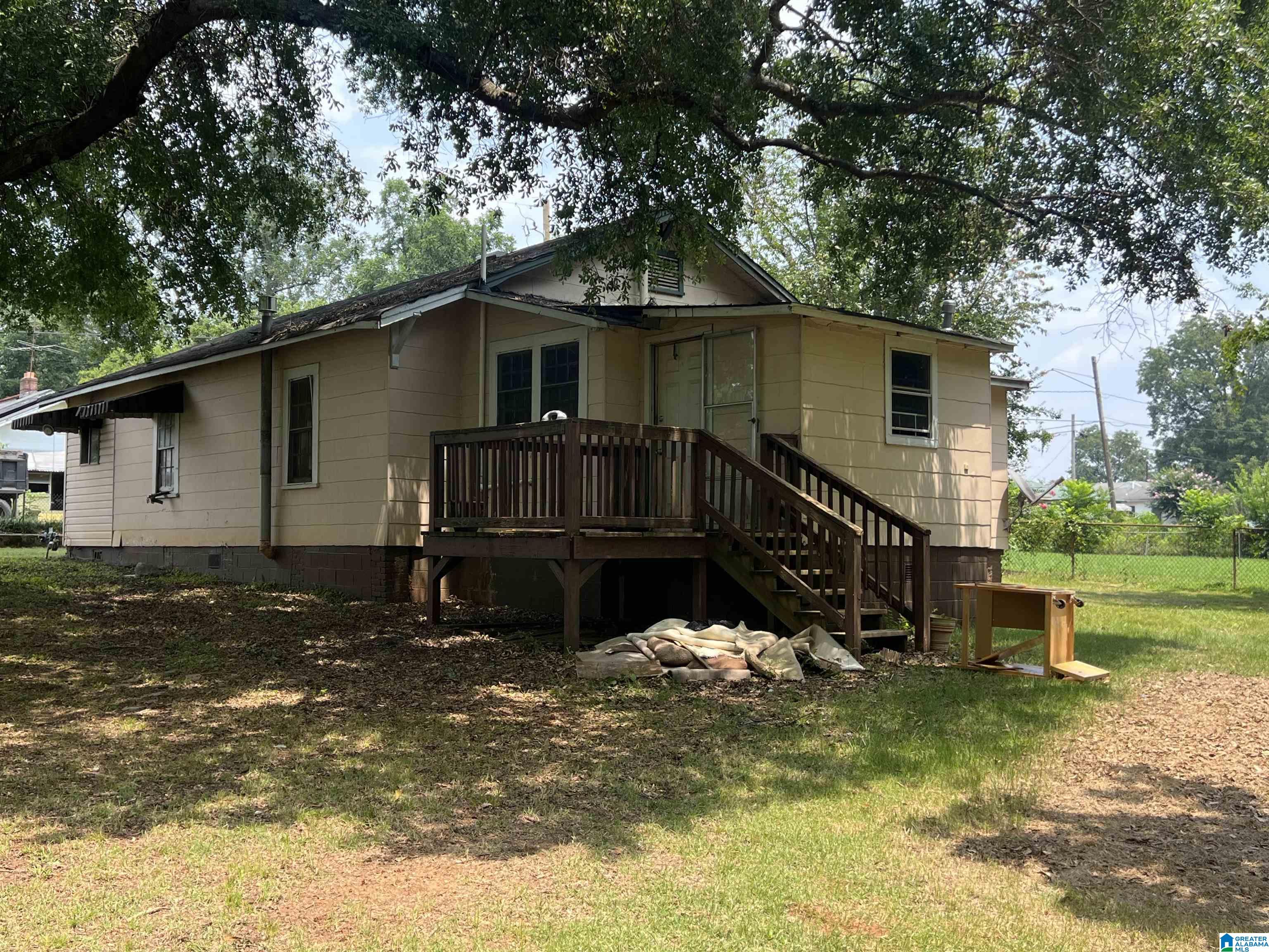 Photo 3 of Single family home for sale at 2809 Parklawn Ave SW, Birmingham, AL 35211 | MLS# 21460944 | Listing updated on 2026-08-19