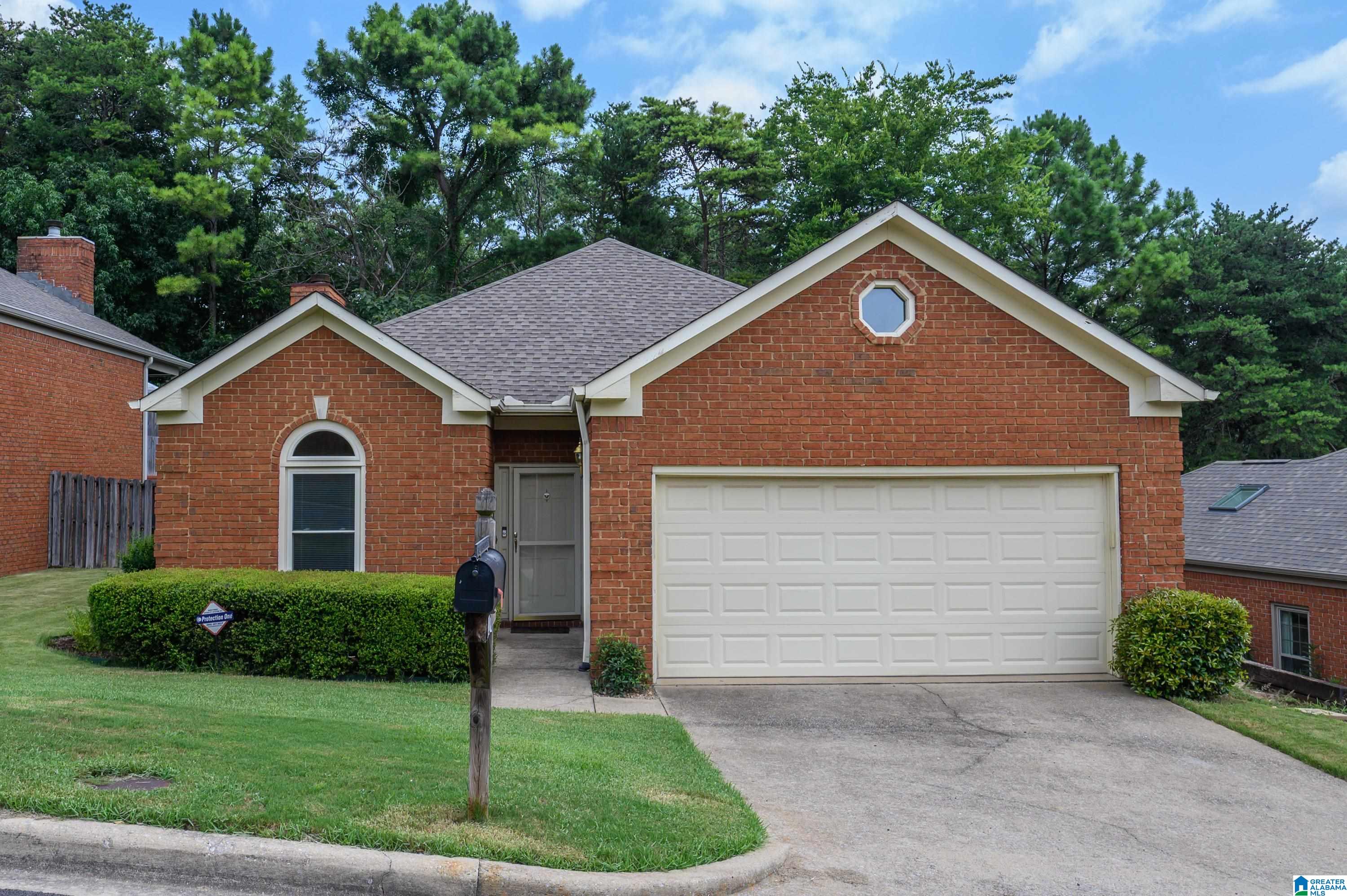1st image of 817 Rockford Lane, Birmingham, AL 35209 | MLS# 21460995