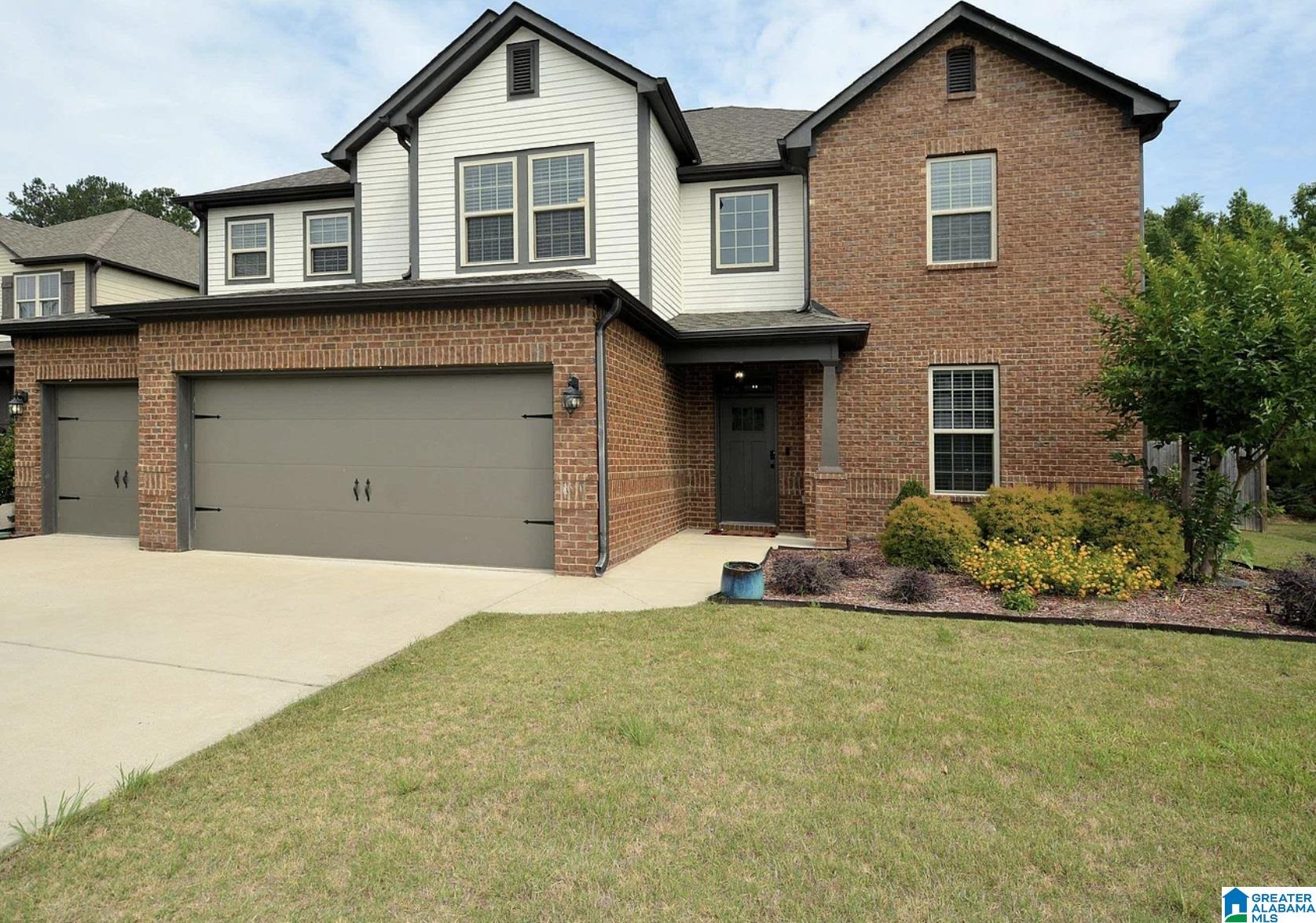 2nd image of 3224 Cahaba Manor Dr, Trussville, AL 35173 | MLS# 21460997