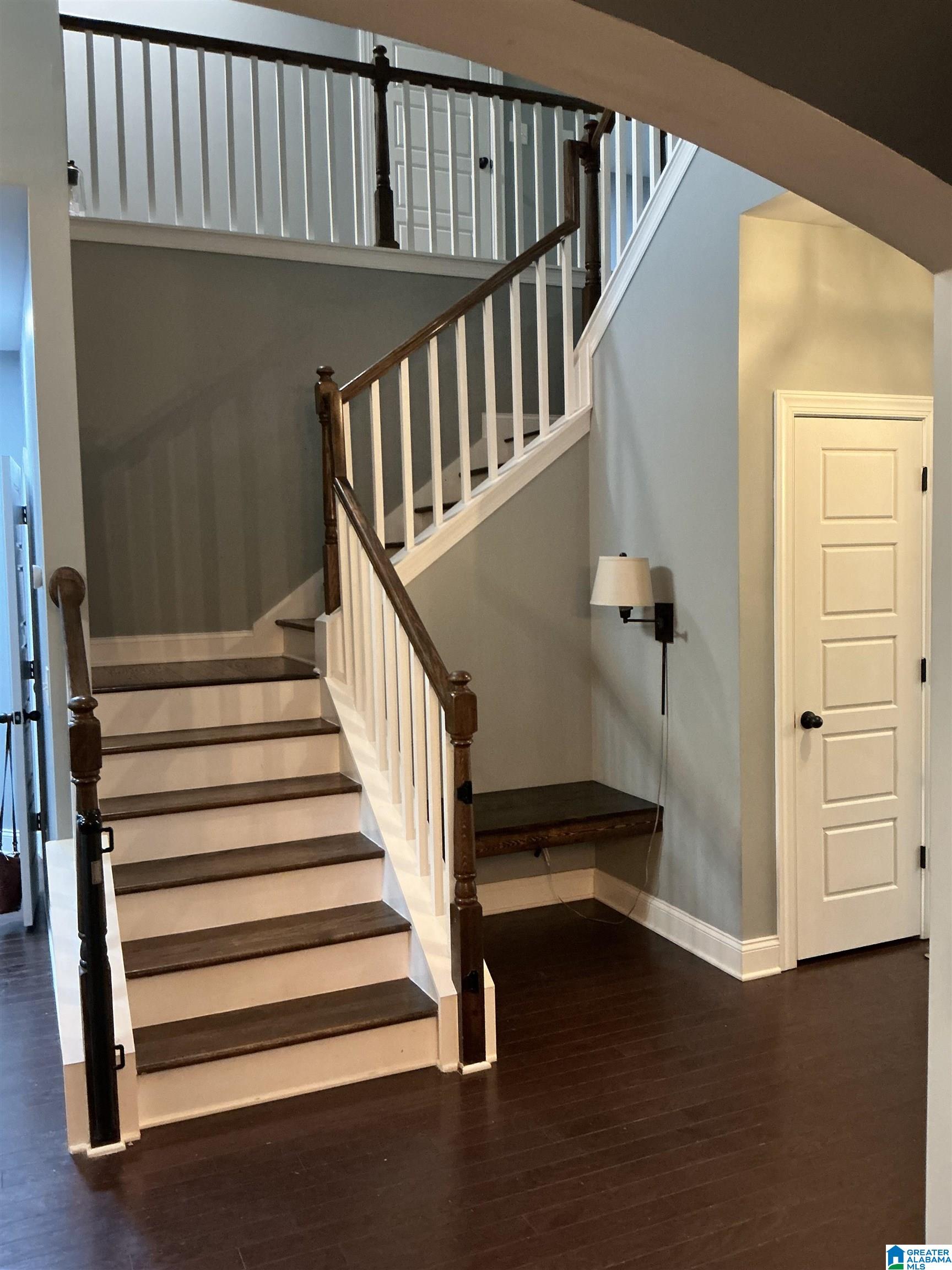 4th image of 3224 Cahaba Manor Dr, Trussville, AL 35173 | MLS# 21460997