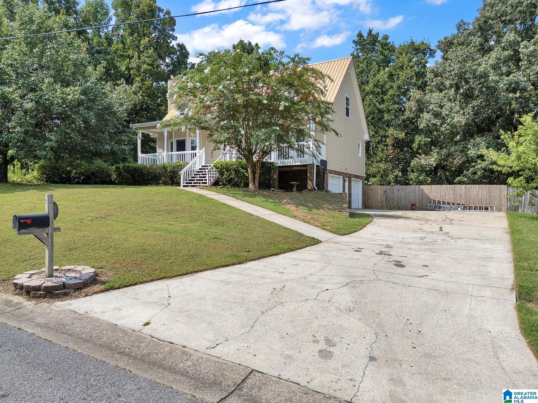 1st image of 417 Poplar Ridge, Alabaster, AL 35007 | MLS# 21461018