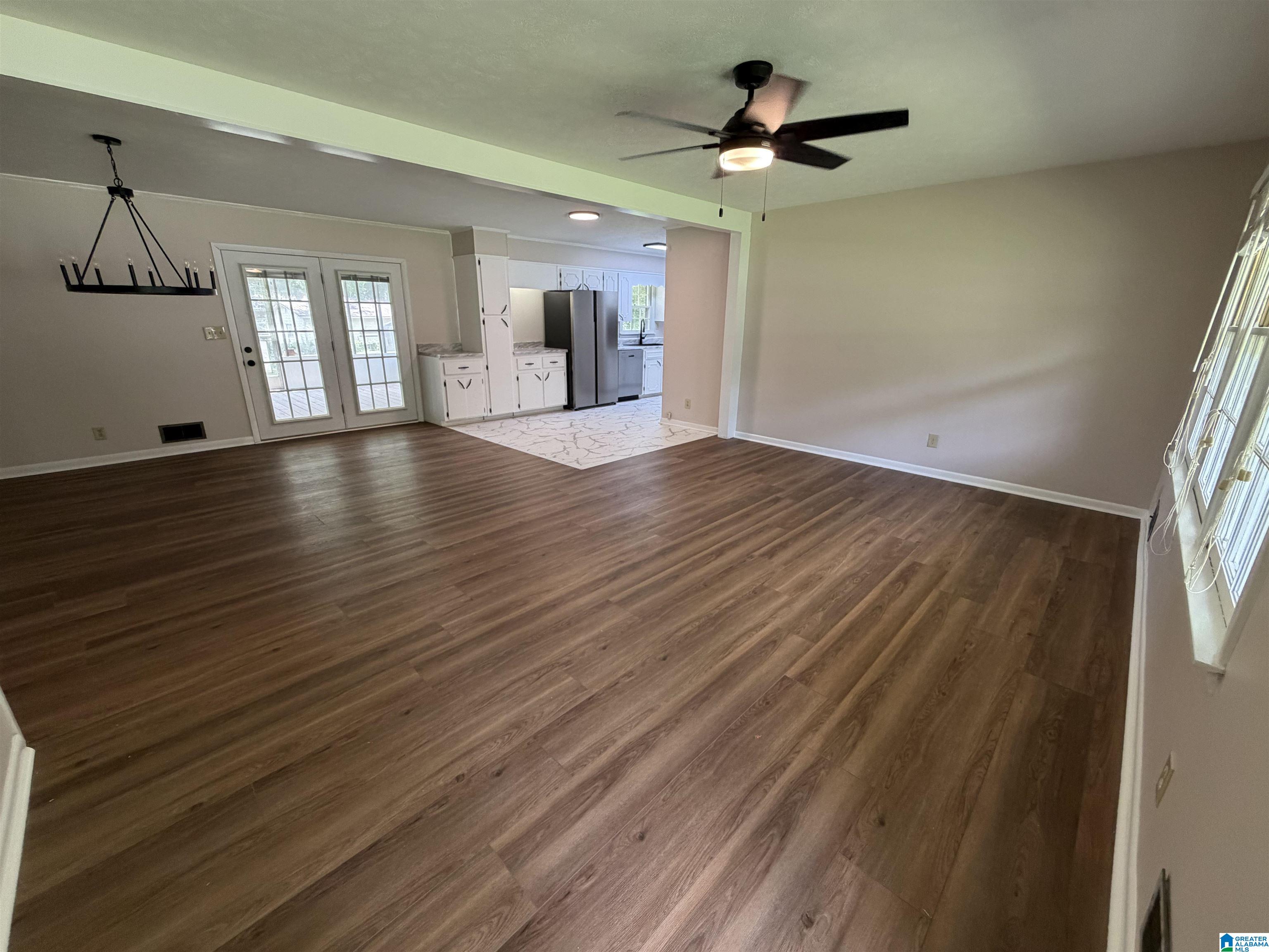 3rd image of 701 W 9Th Street, Oxford, AL 36203 | MLS# 21461043