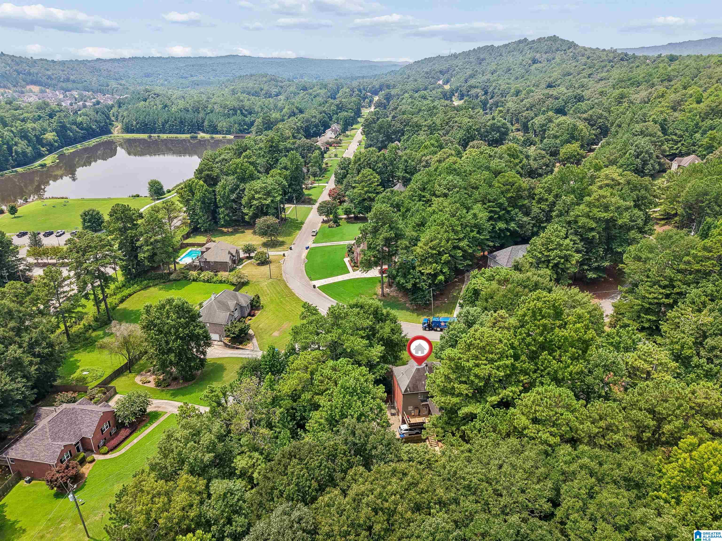 53rd image of 180 Woodbury Dr, Sterrett, AL 35147 | MLS# 21461045