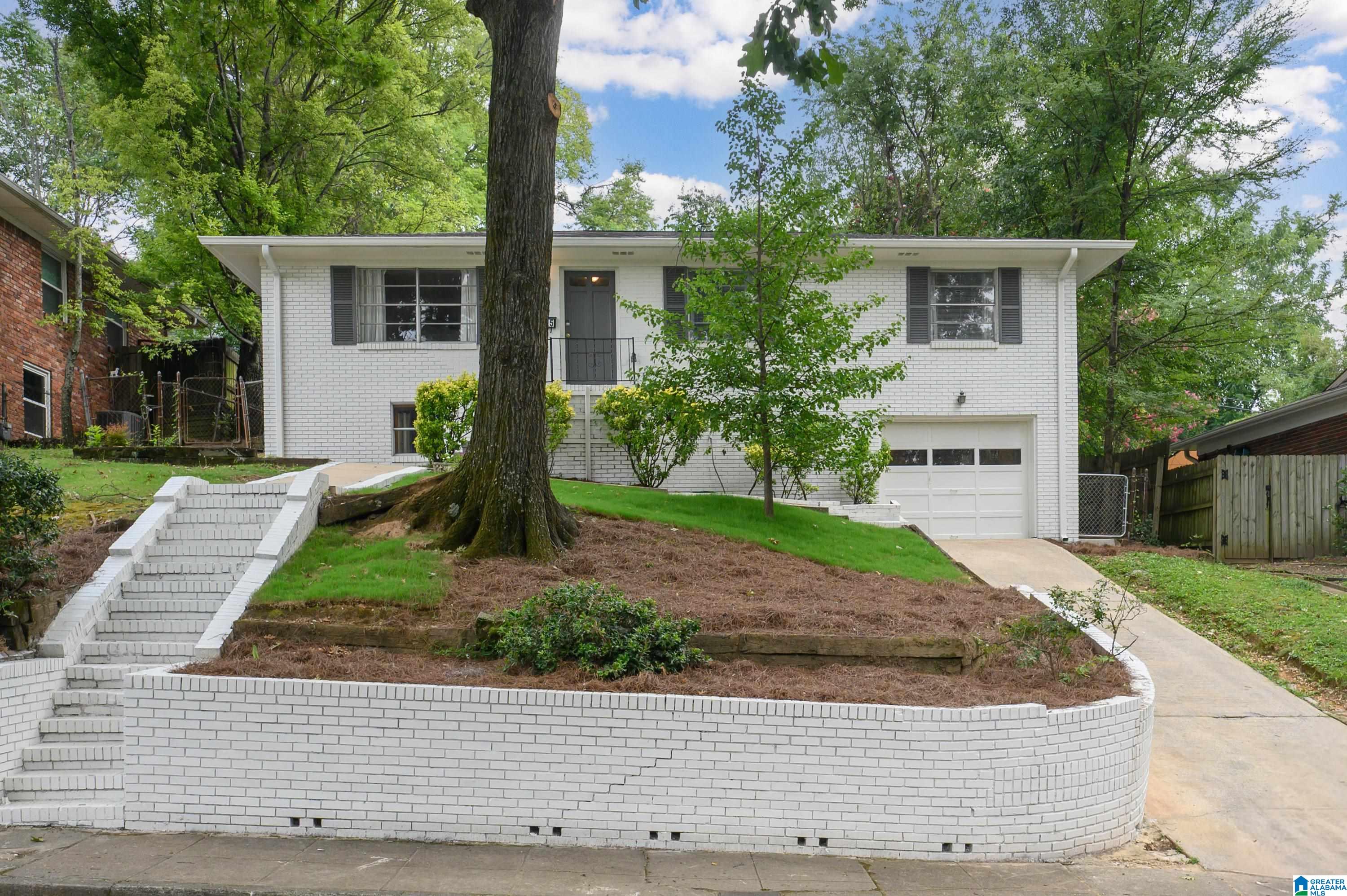 Photo 1 of Single family home for sale at 3315 Highland Dr, Birmingham, AL 35205 | MLS# 21461051 | Listing updated on 2026-09-10