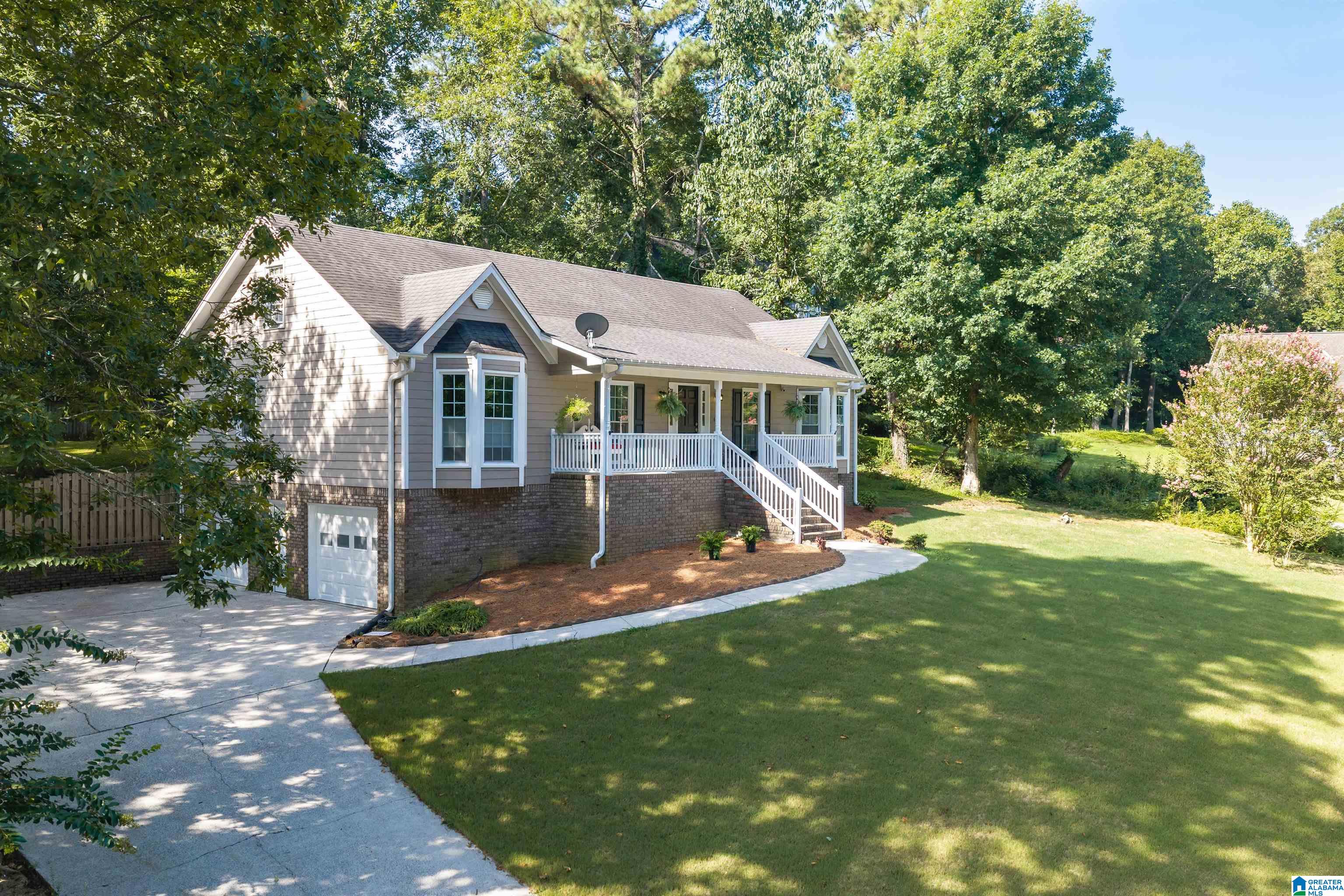 3rd image of 6376 Yellowhammer Dr, Pinson, AL 35126 | MLS# 21461075