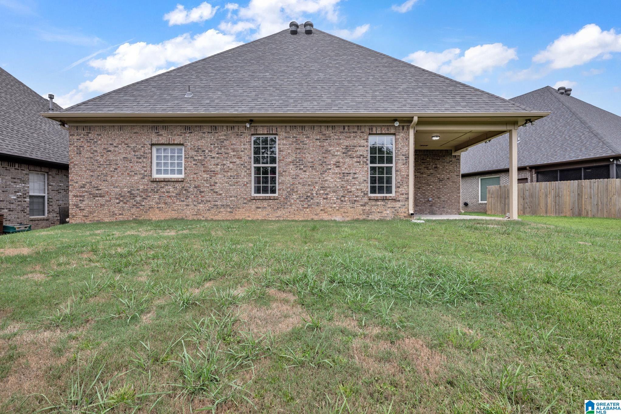Photo 3 of Single family home for sale at 6243 Peregrine Cir, Trussville, AL 35173 | MLS# 21461076 | Listing updated on 2026-08-24