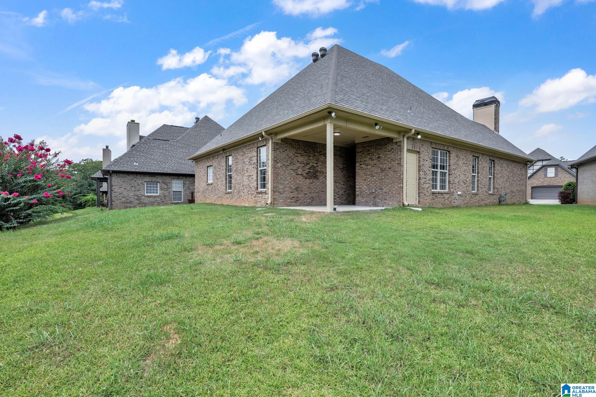 Photo 4 of Single family home for sale at 6243 Peregrine Cir, Trussville, AL 35173 | MLS# 21461076 | Listing updated on 2026-08-24