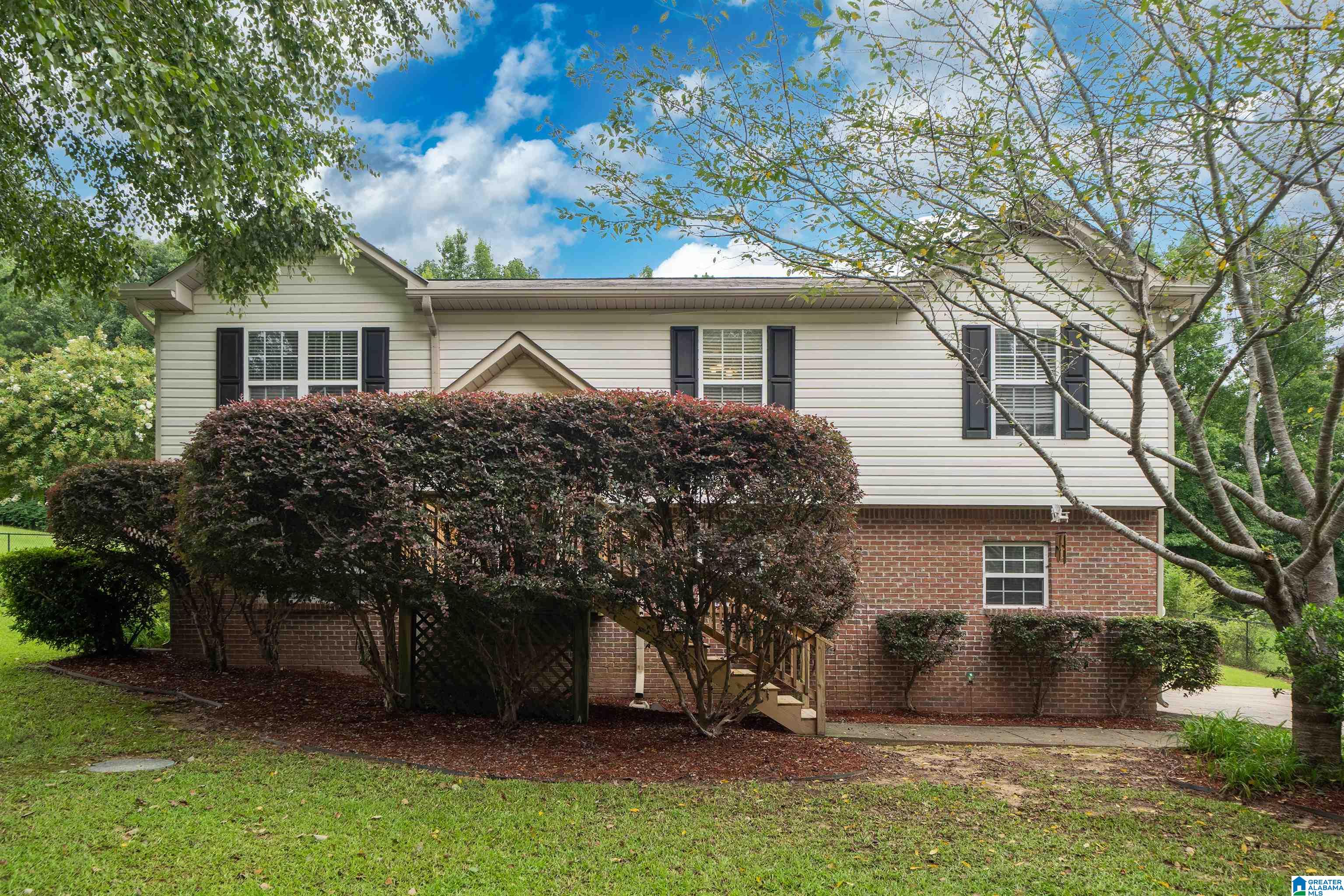 1st image of 147 Sunrise Dr, Odenville, AL 35120 | MLS# 21461077
