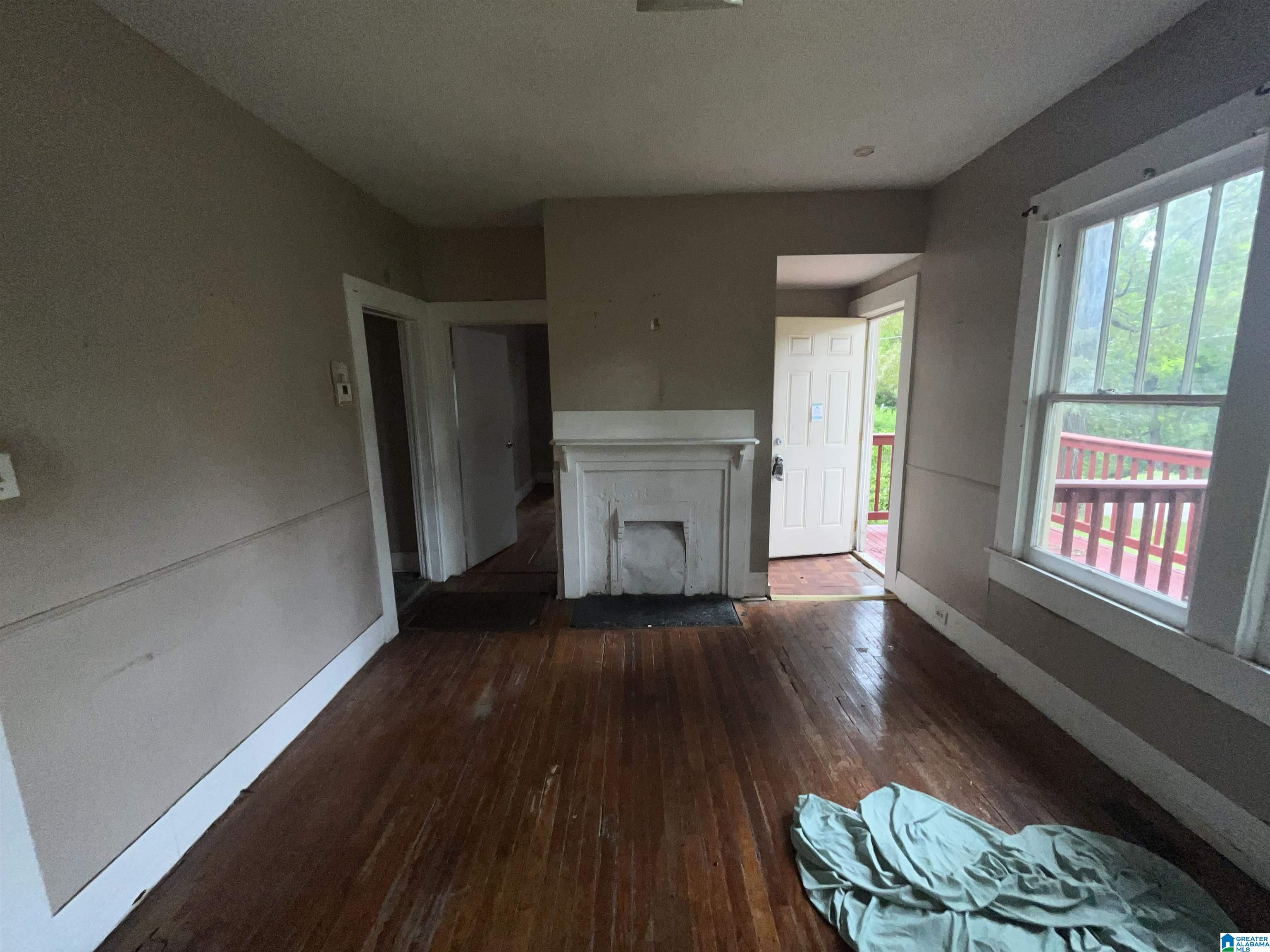 3rd image of 311 Rutledge Dr, Birmingham, AL 35228 | MLS# 21461123