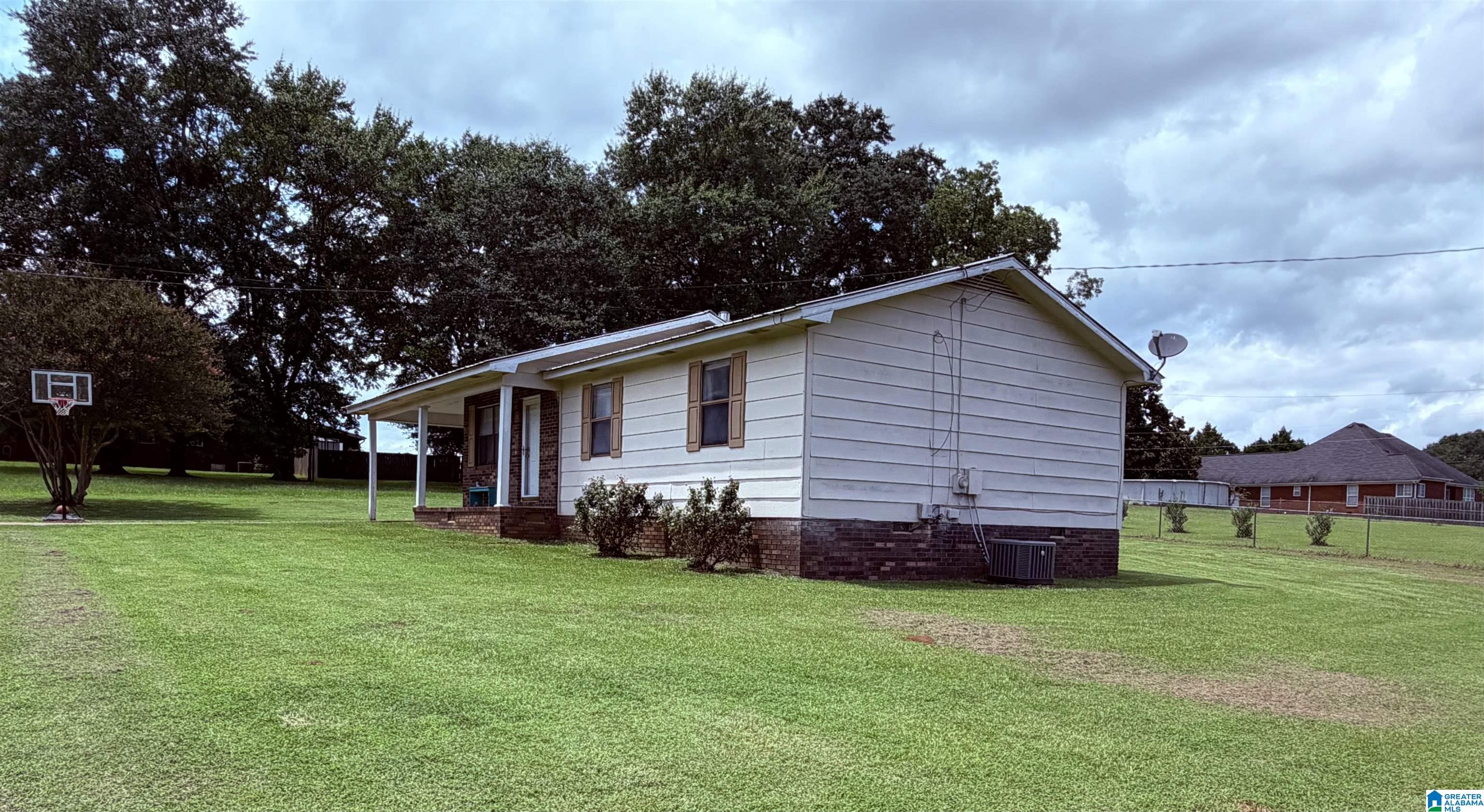 13th image of 1227 Buckelew Bridge Road, Anniston, AL 36207 | MLS# 21461135