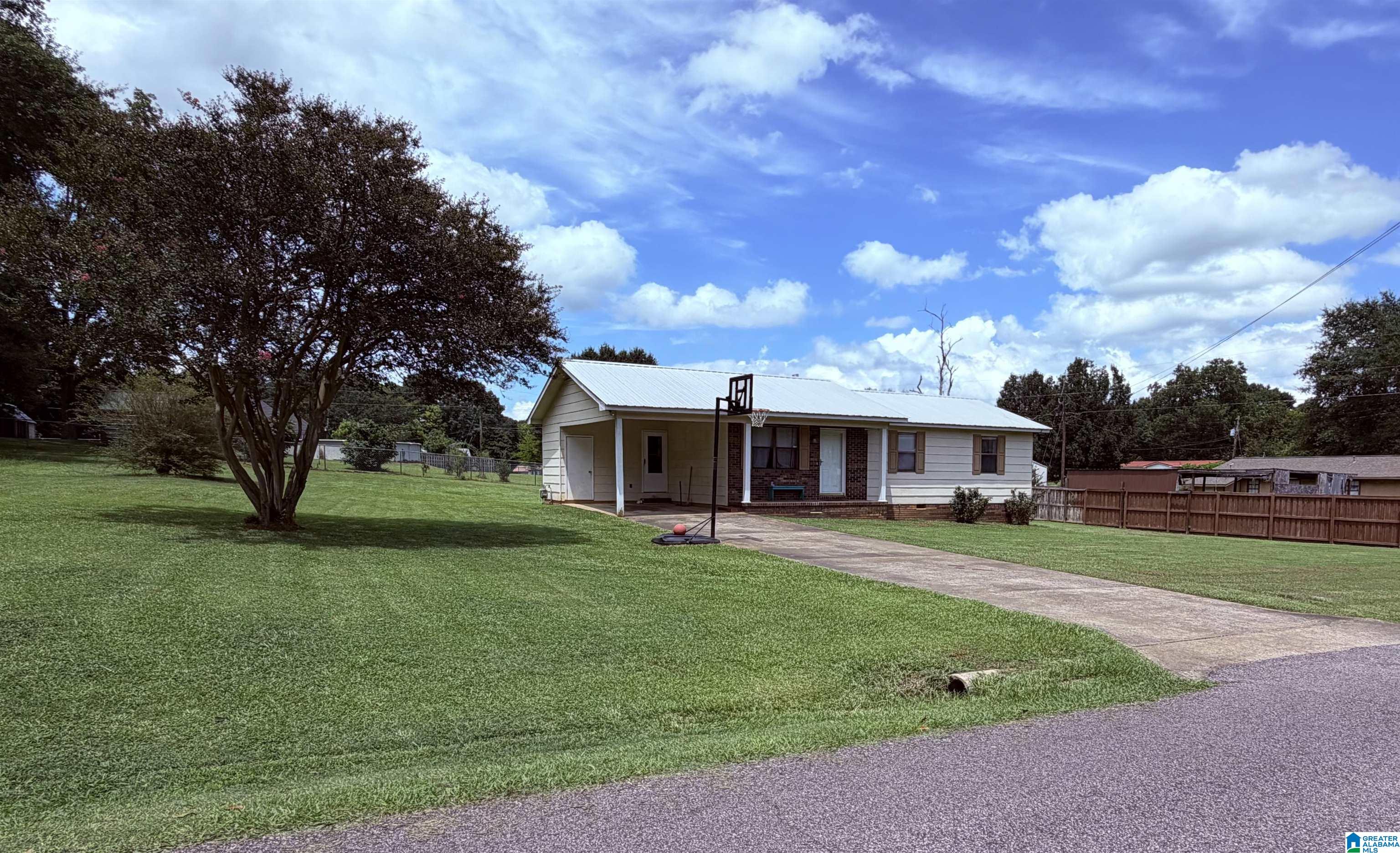 4th image of 1227 Buckelew Bridge Road, Anniston, AL 36207 | MLS# 21461135