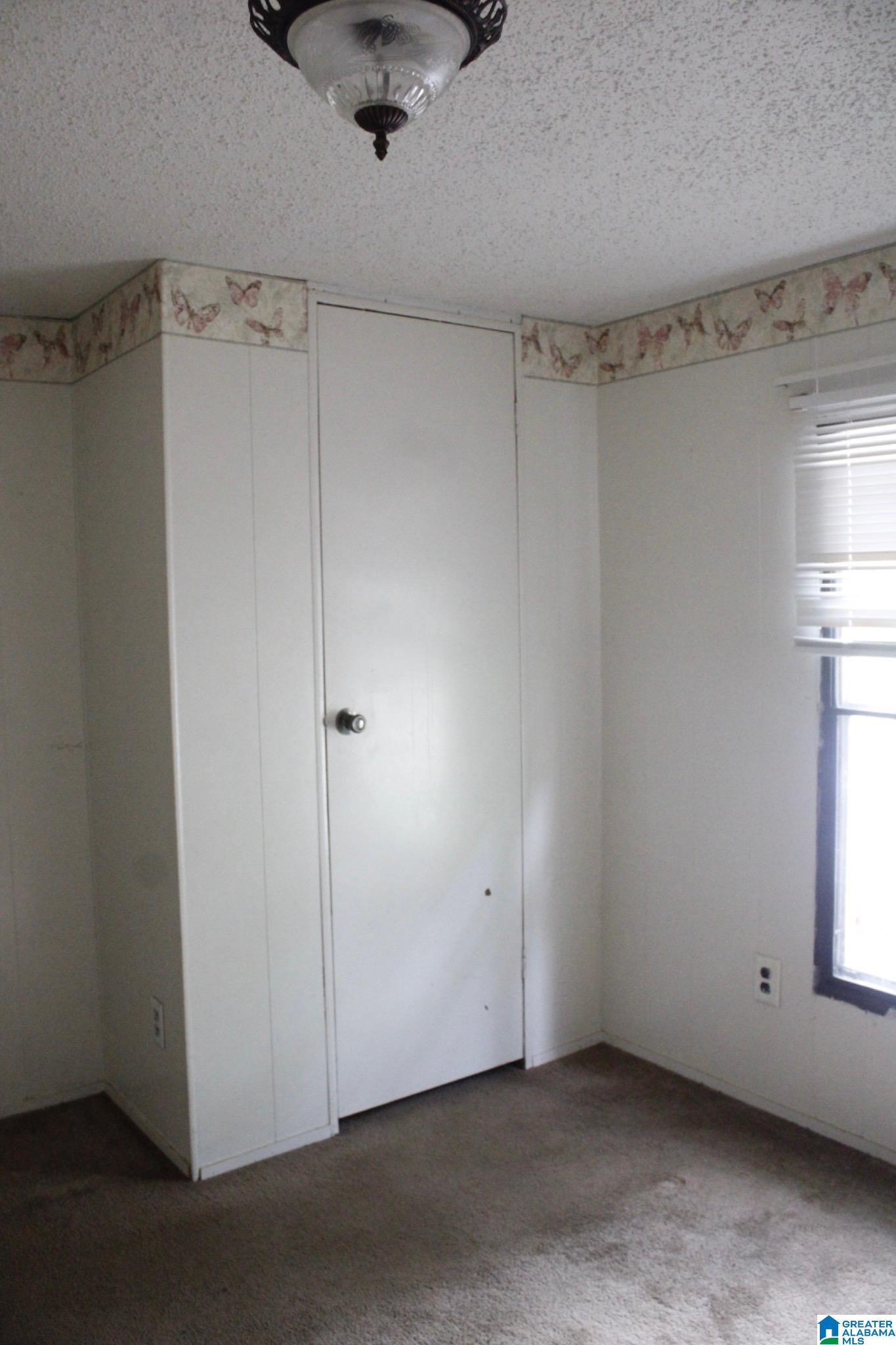 Photo 3 of Single family home for sale at 104 Moss Dr, Calera, AL 35040 | MLS# 21461160 | Listing updated on 2026-09-01