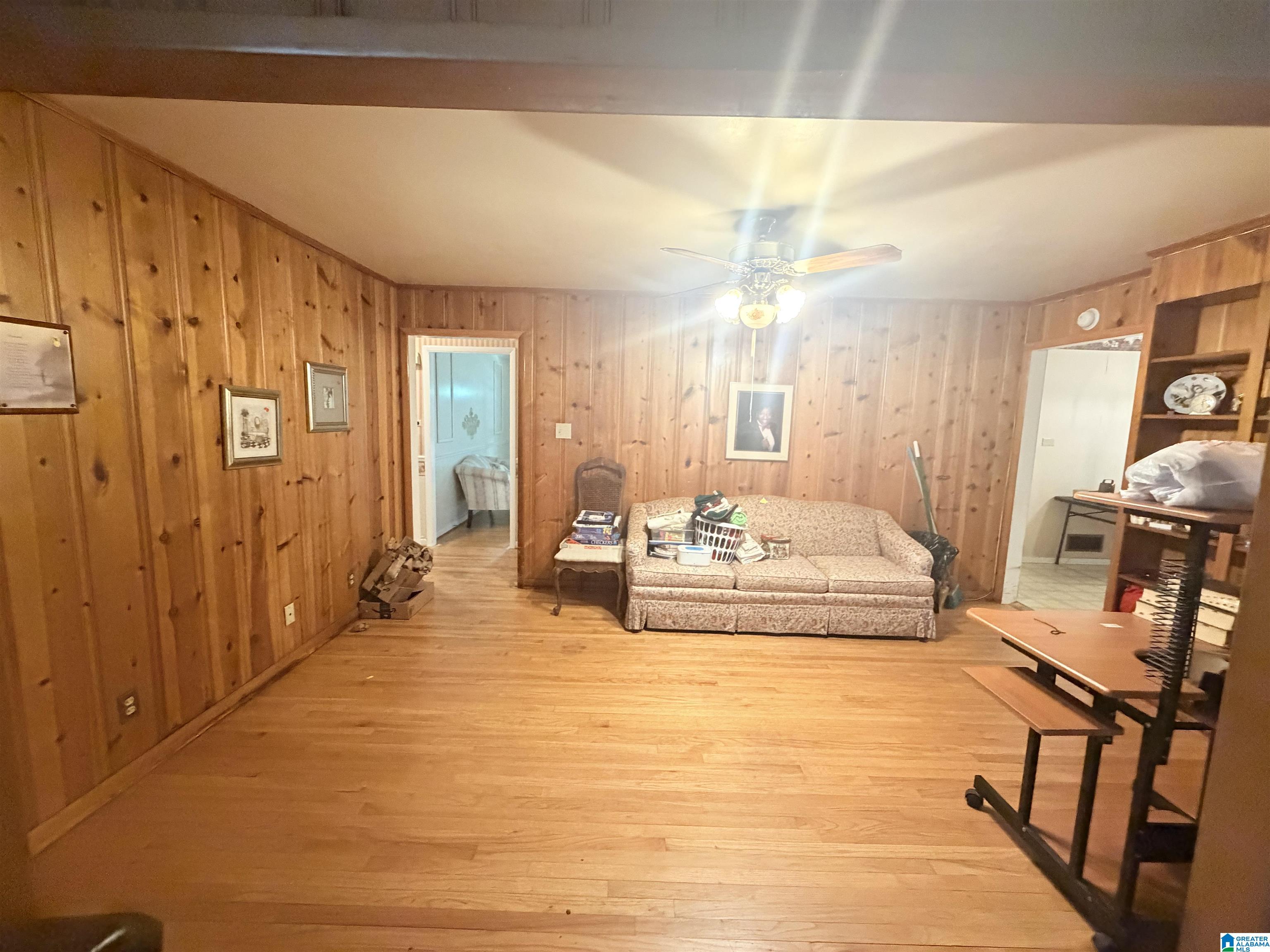 Photo 4 of Single family home for sale at 8964 Glendale Dr, Birmingham, AL 35206 | MLS# 21461161 | Listing updated on 2026-08-24
