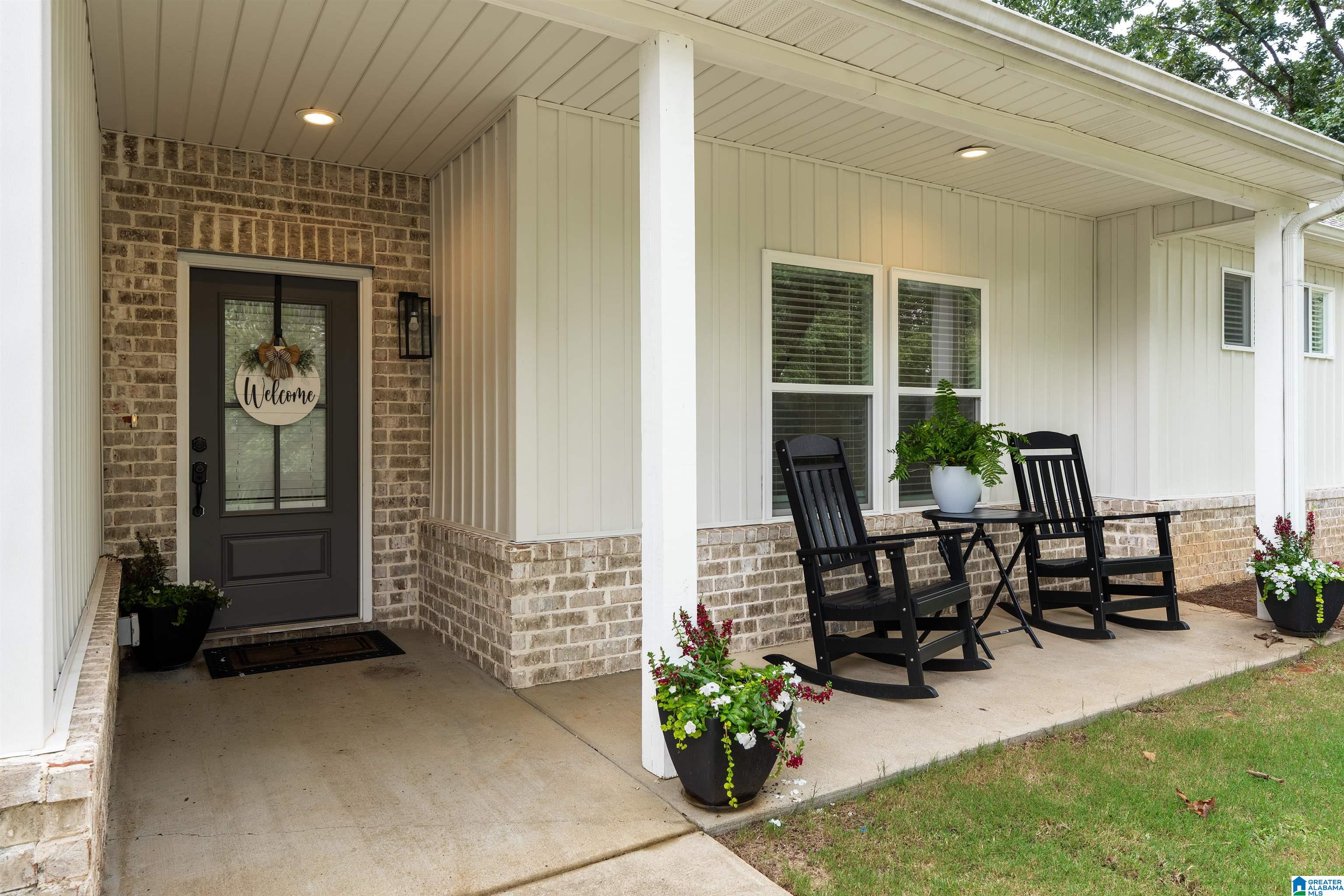Photo 3 of Single family home for sale at 6526 Mountain Ridge Rd, Trussville, AL 35173 | MLS# 21461195 | Listing updated on 2026-09-13