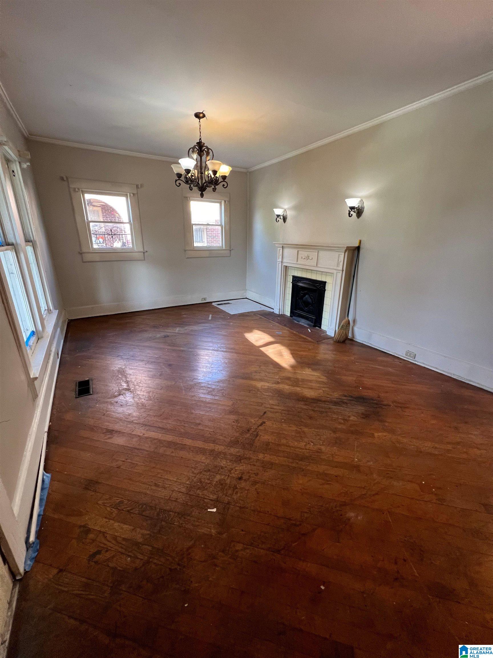 Photo 3 of Sale Pending at 20 10th Avenue N, Birmingham, AL 35204 | MLS# 21461201 | Listing updated on 2026-08-17
