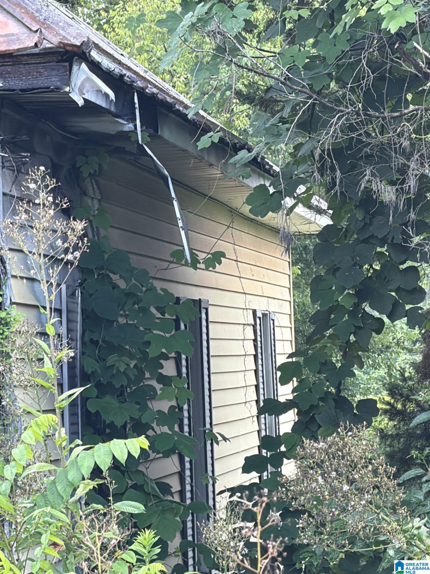 4th image of 1433 Avenue I, Bessemer, AL 35020 | MLS# 21461216