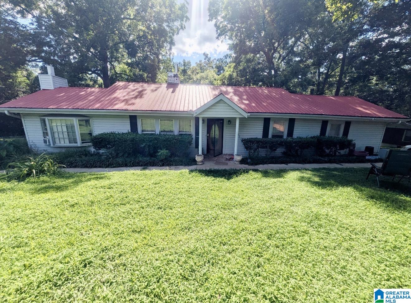 Photo 2 of Single family home for sale at 916 Lynndale Ln, Birmingham, AL 35214 | MLS# 21461284 | Listing updated on 2026-09-02
