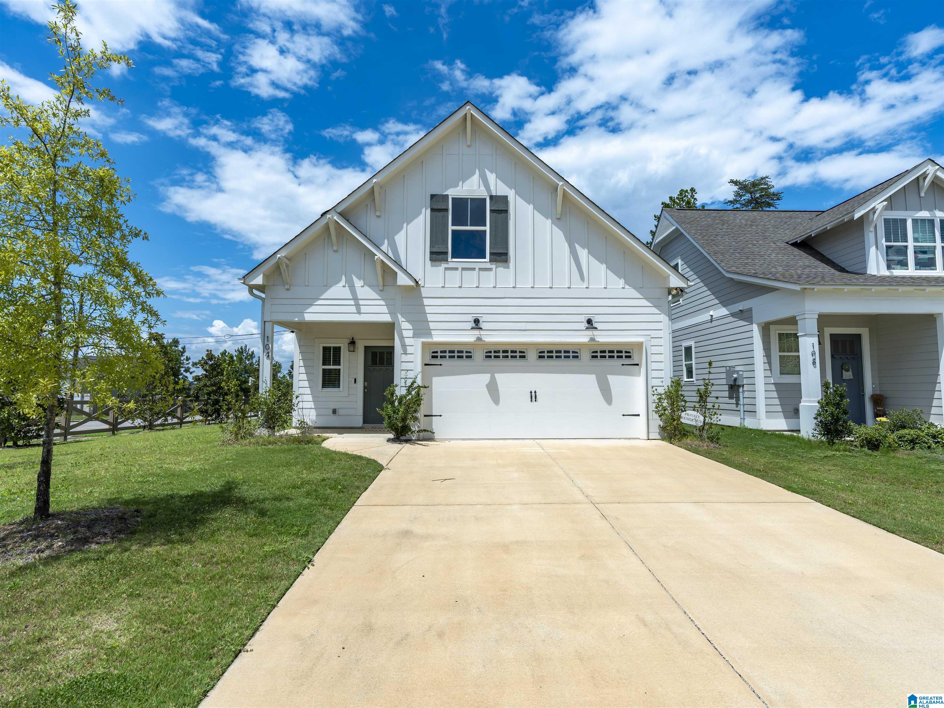 1st image of 104 Huntley Ridge Dr, Pelham, AL 35124 | MLS# 21461318