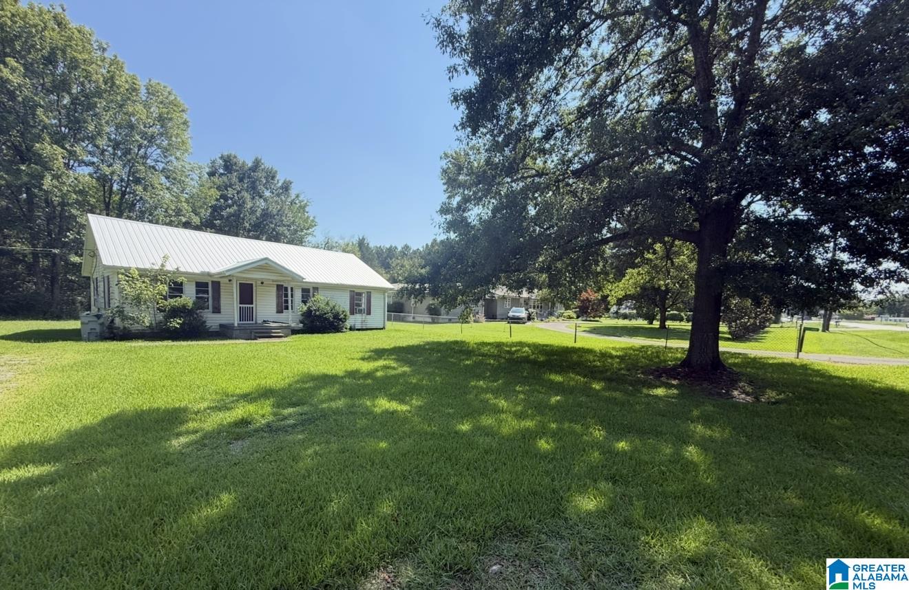2nd image of 325 W College Street, Columbiana, AL 35051 | MLS# 21461329