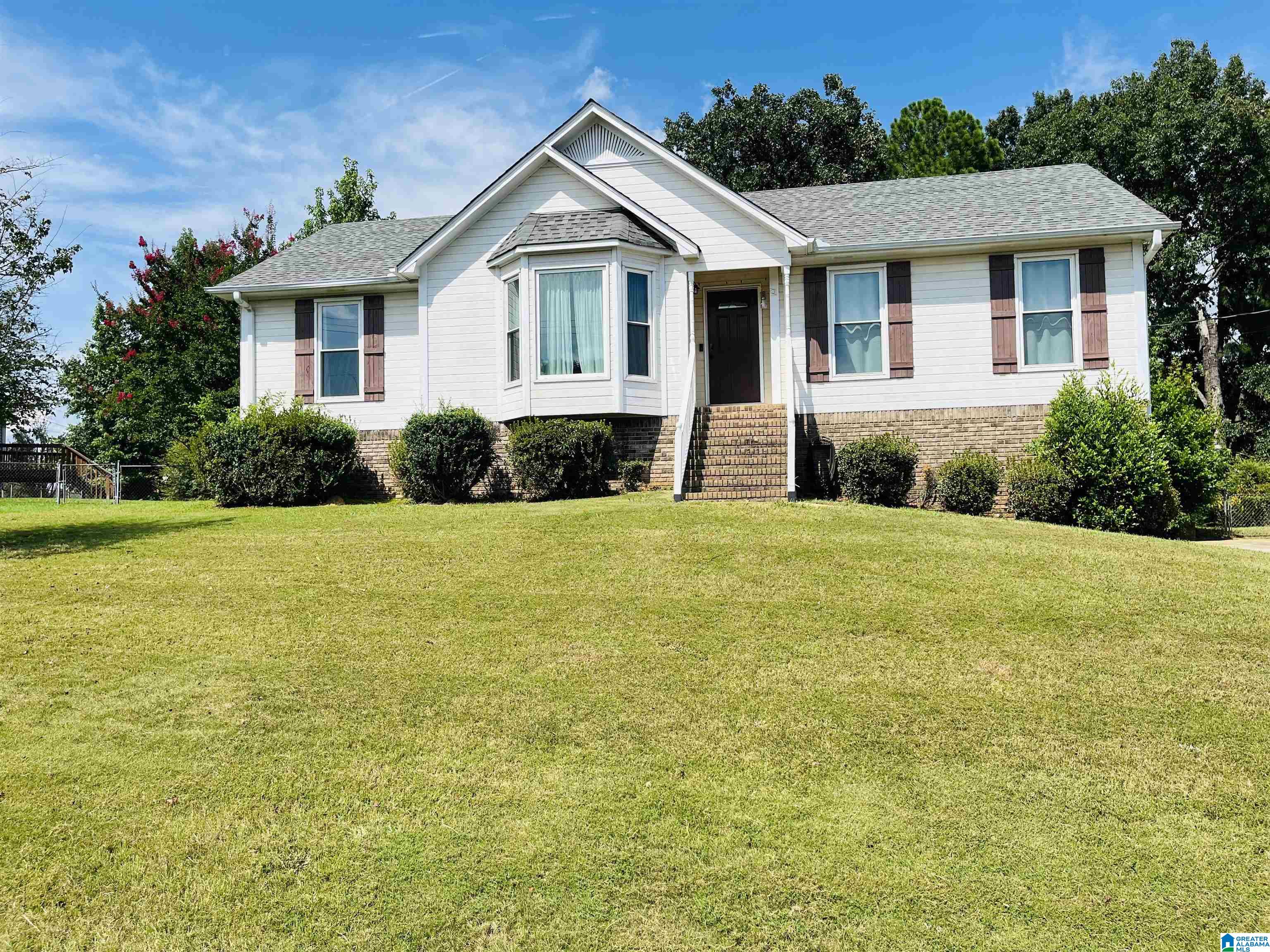 1st image of 428 Altamont Dr, Pleasant Grove, AL 35127 | MLS# 21461335