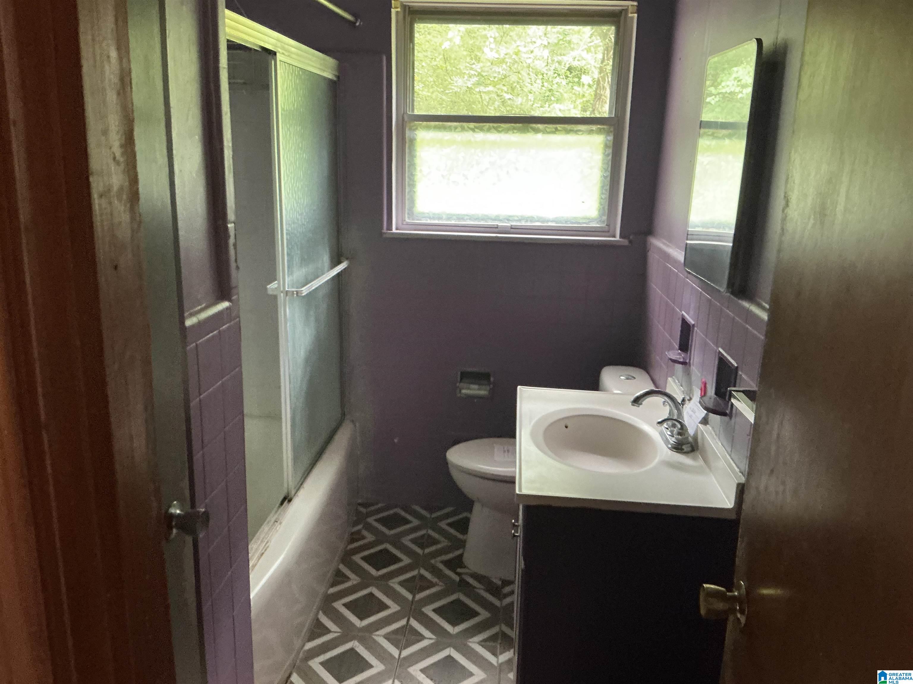 image of 321 18th Court Nw, Center Point, AL 35215 | MLS# 21461346