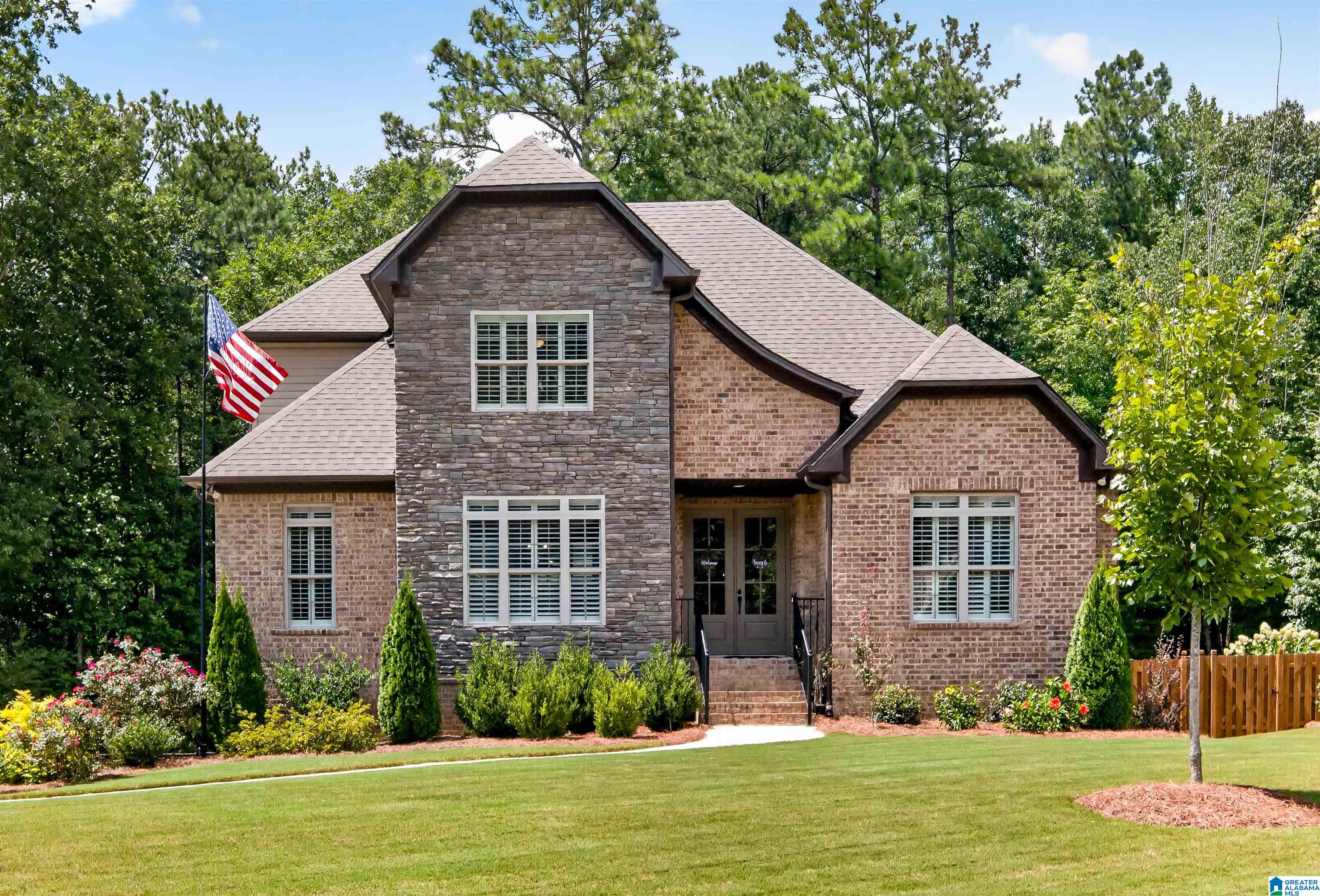 Photo 1 of Single family home for sale at 2073 Grey Oaks Ter, Pelham, AL 35124 | MLS# 21461349 | Listing updated on 2026-09-04