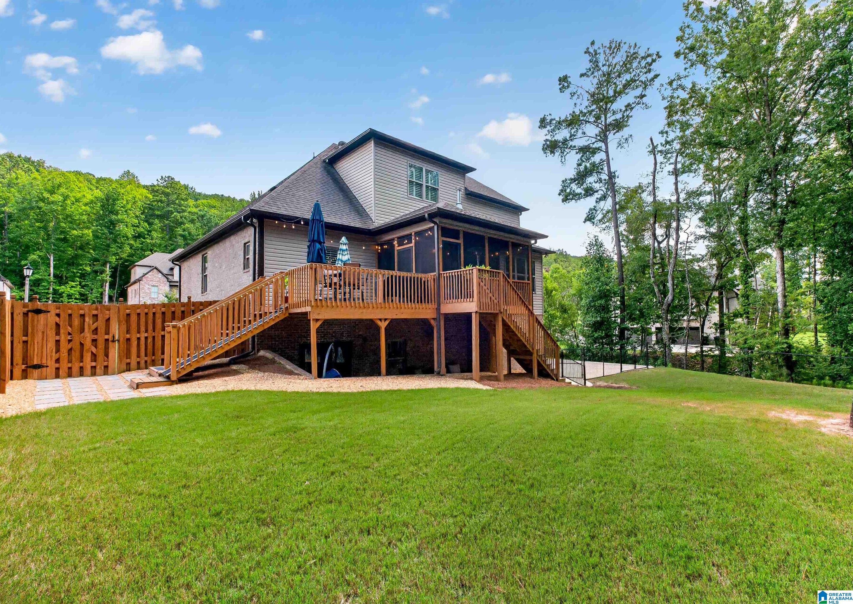 Photo 2 of Single family home for sale at 2073 Grey Oaks Ter, Pelham, AL 35124 | MLS# 21461349 | Listing updated on 2026-09-04