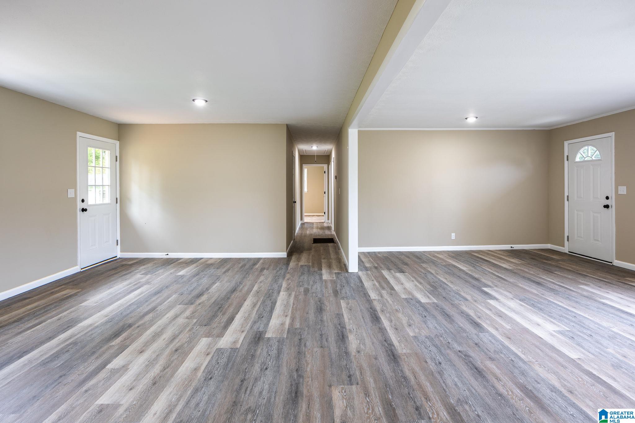 Photo 4 of Single family home for sale at 904 Argos Ave, Weaver, AL 36277 | MLS# 21461366 | Listing updated on 2026-08-06
