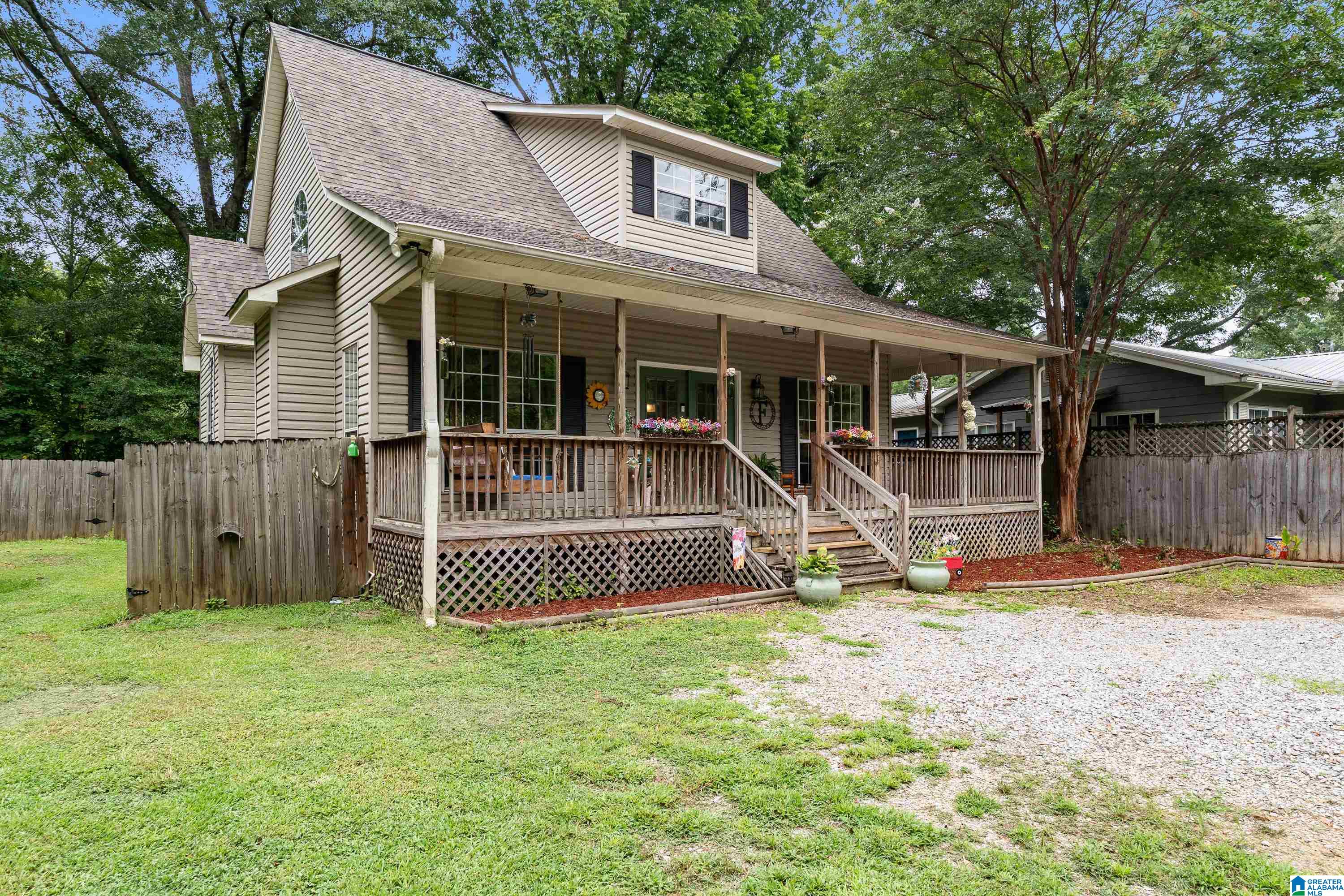 2nd image of 17 Charob Lake Trail, Chelsea, AL 35043 | MLS# 21461369