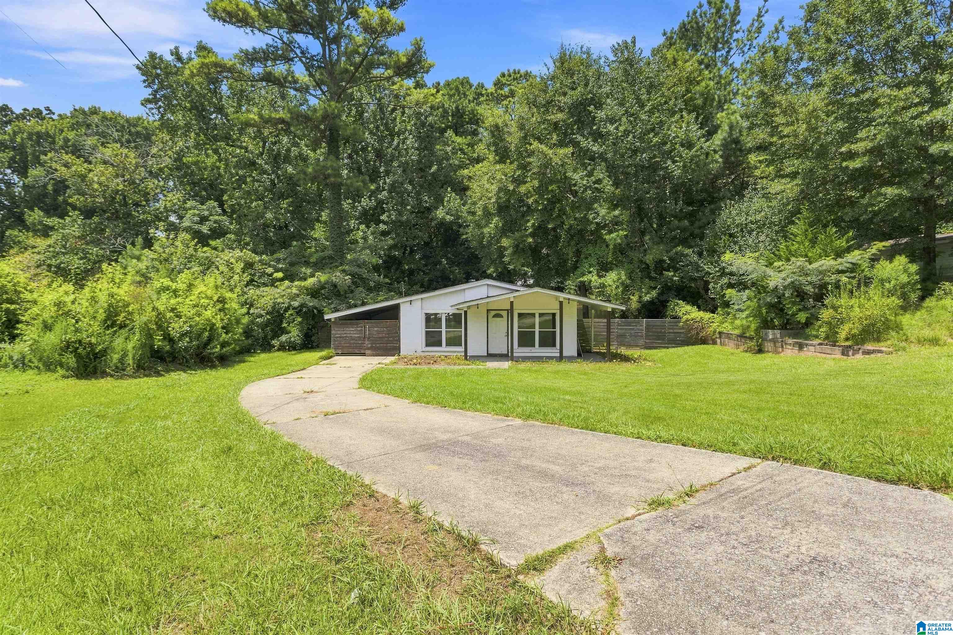3rd image of 3236 Warringwood Dr, Hoover, AL 35216 | MLS# 21461378