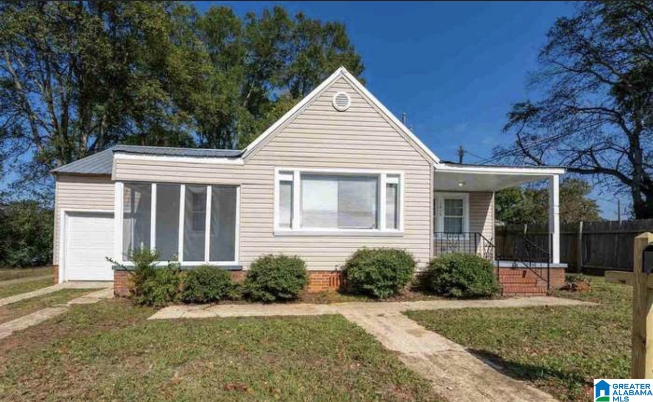 3rd image of 1215 15Th Street N, Bessemer, AL 35020 | MLS# 21461382